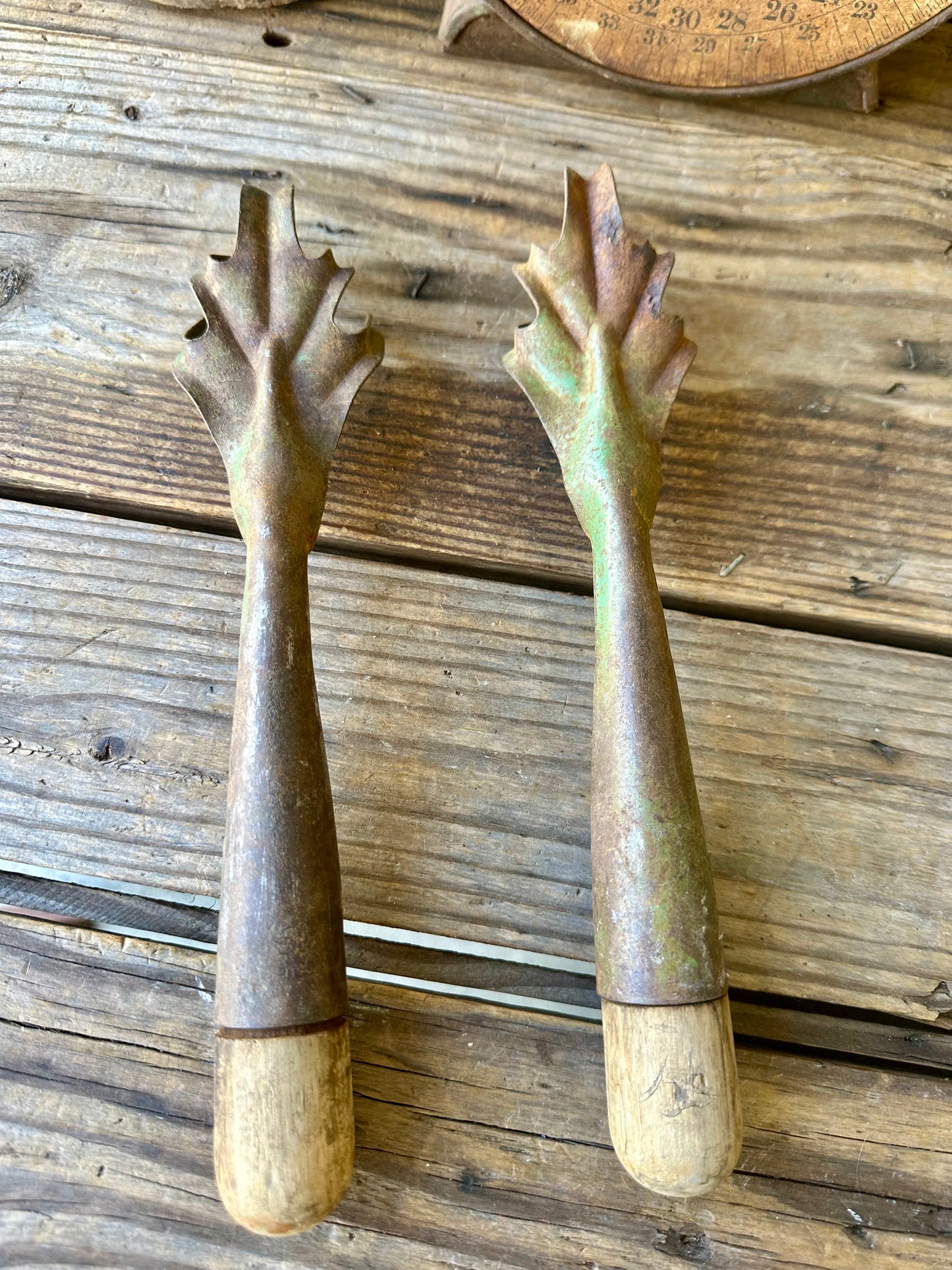 Green Rusty Metal Claw Garden Tools Set Of Two