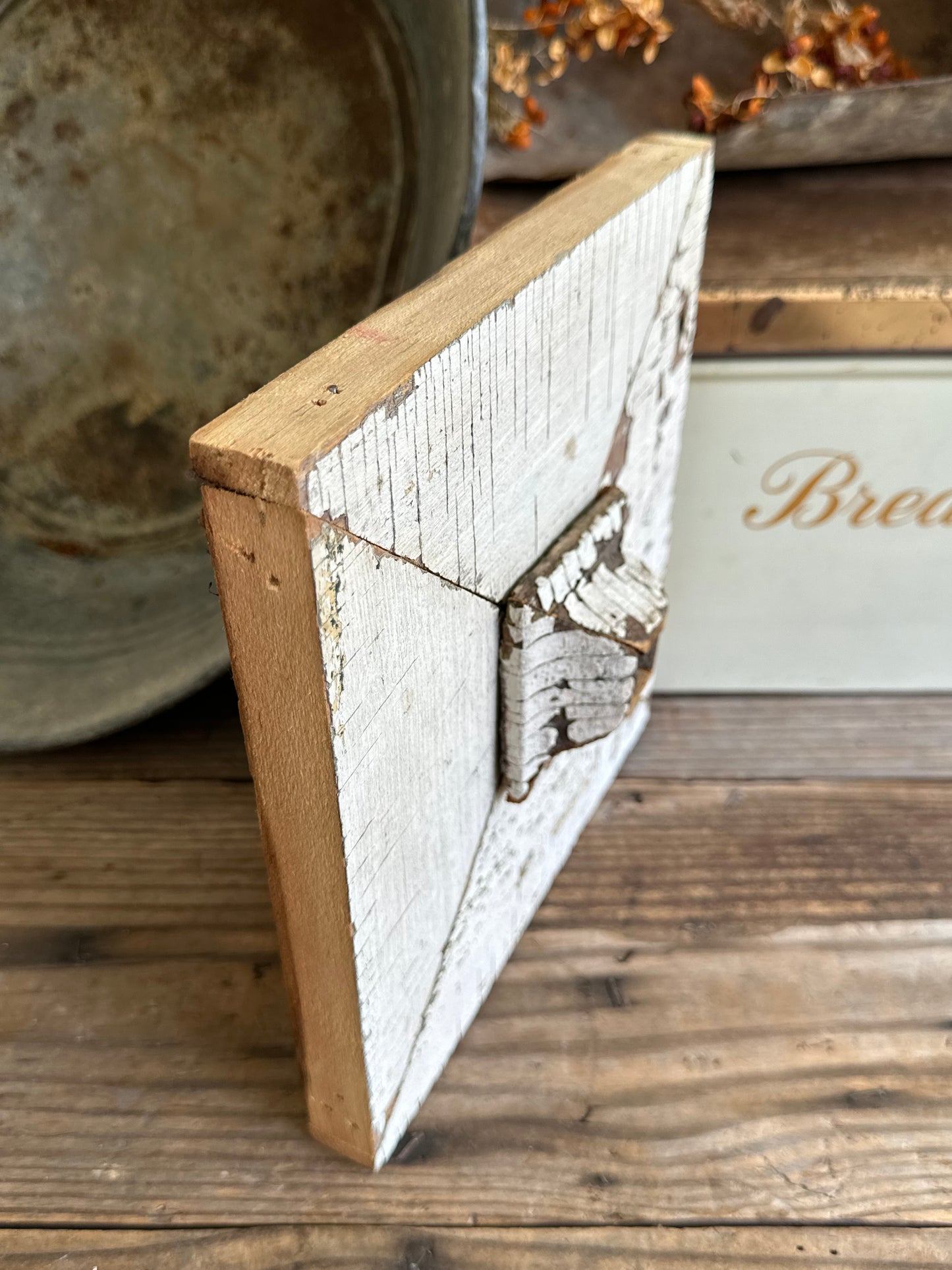 Salvage Wood Decor Chippy Paint