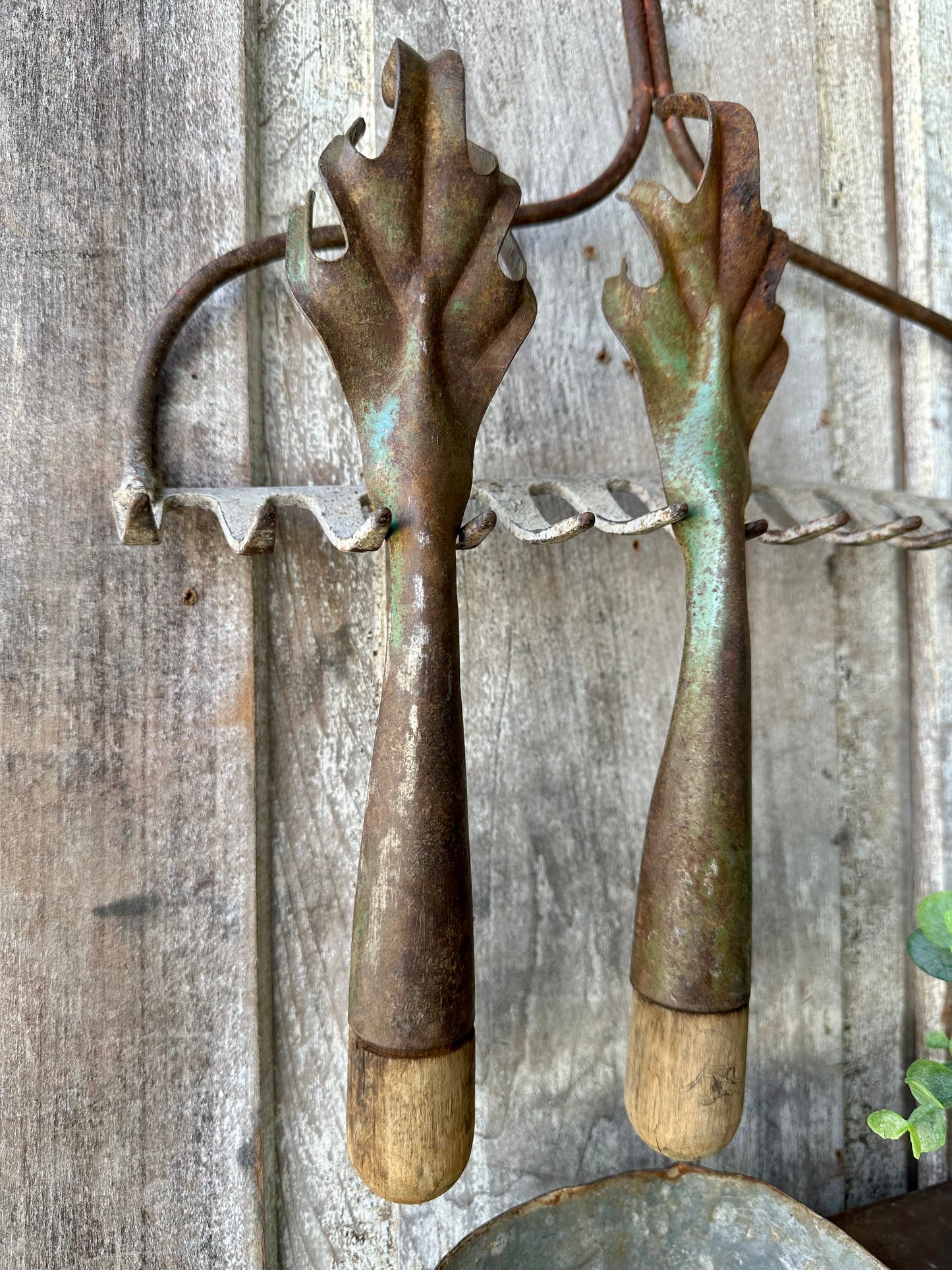 Green Rusty Metal Claw Garden Tools Set Of Two
