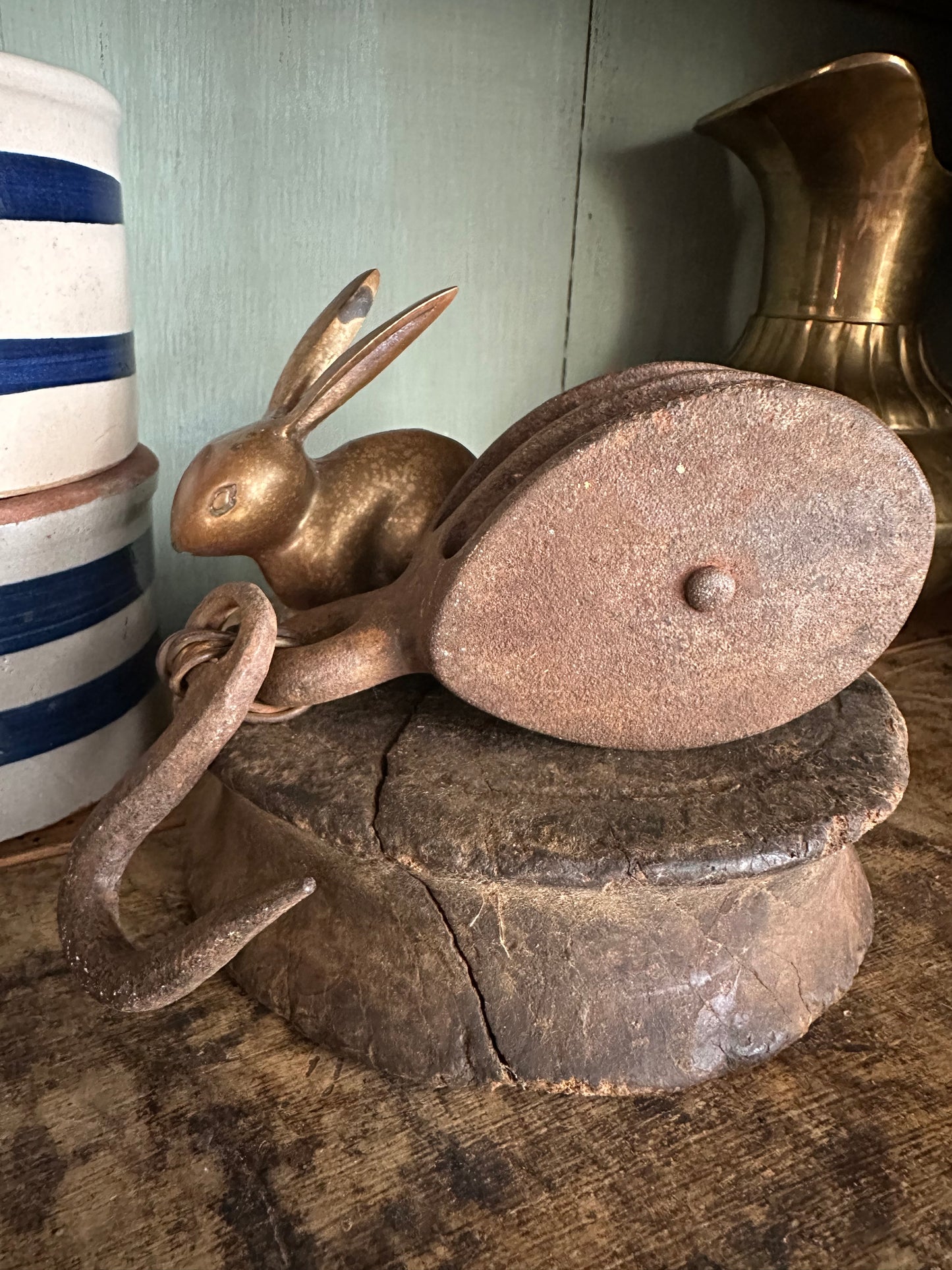 Metal Rusty Pulley With Hook