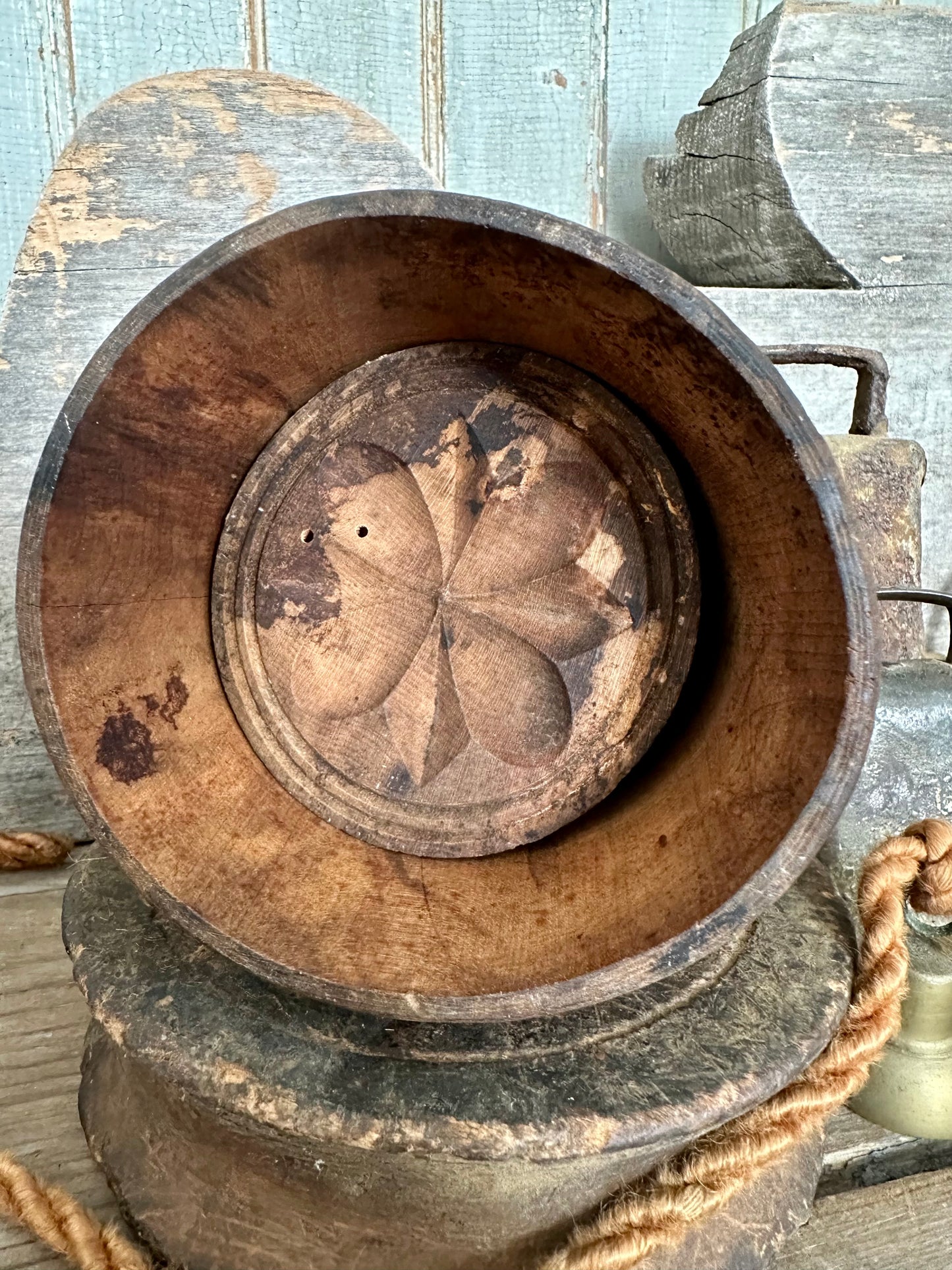Round Wood Flower Butter Mold
