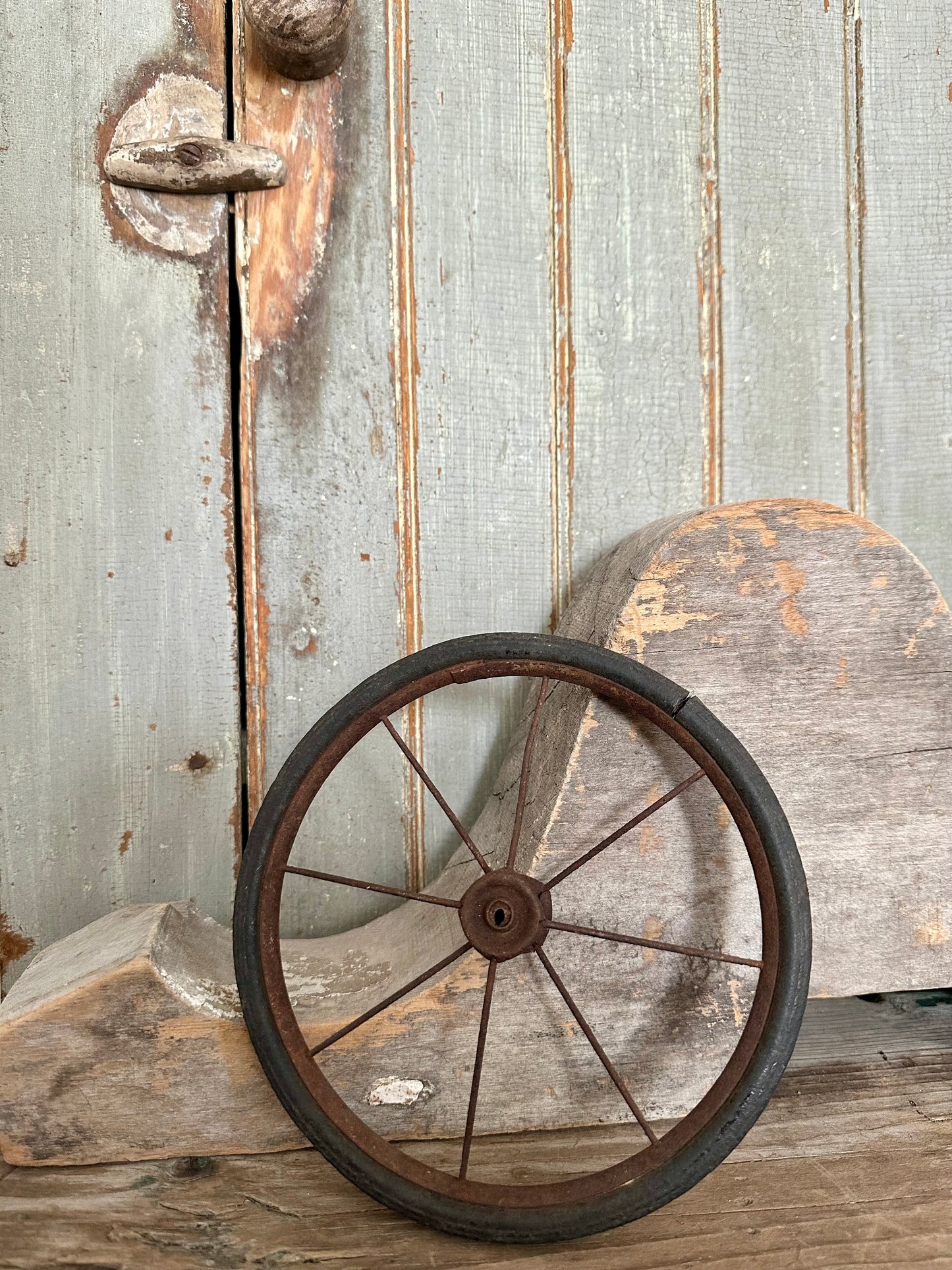 Rusty Metal Wheel 7"