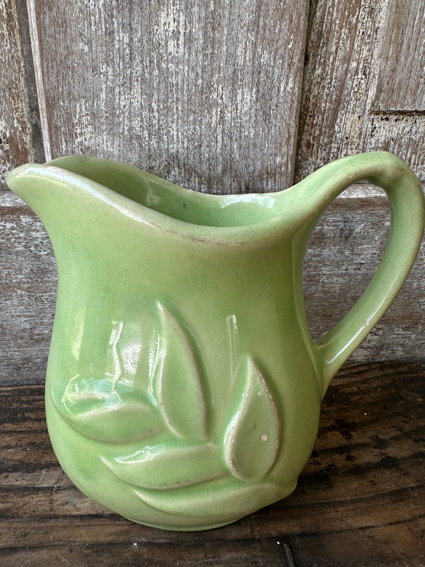 Green Pitcher/Creamer Leaf Pattern