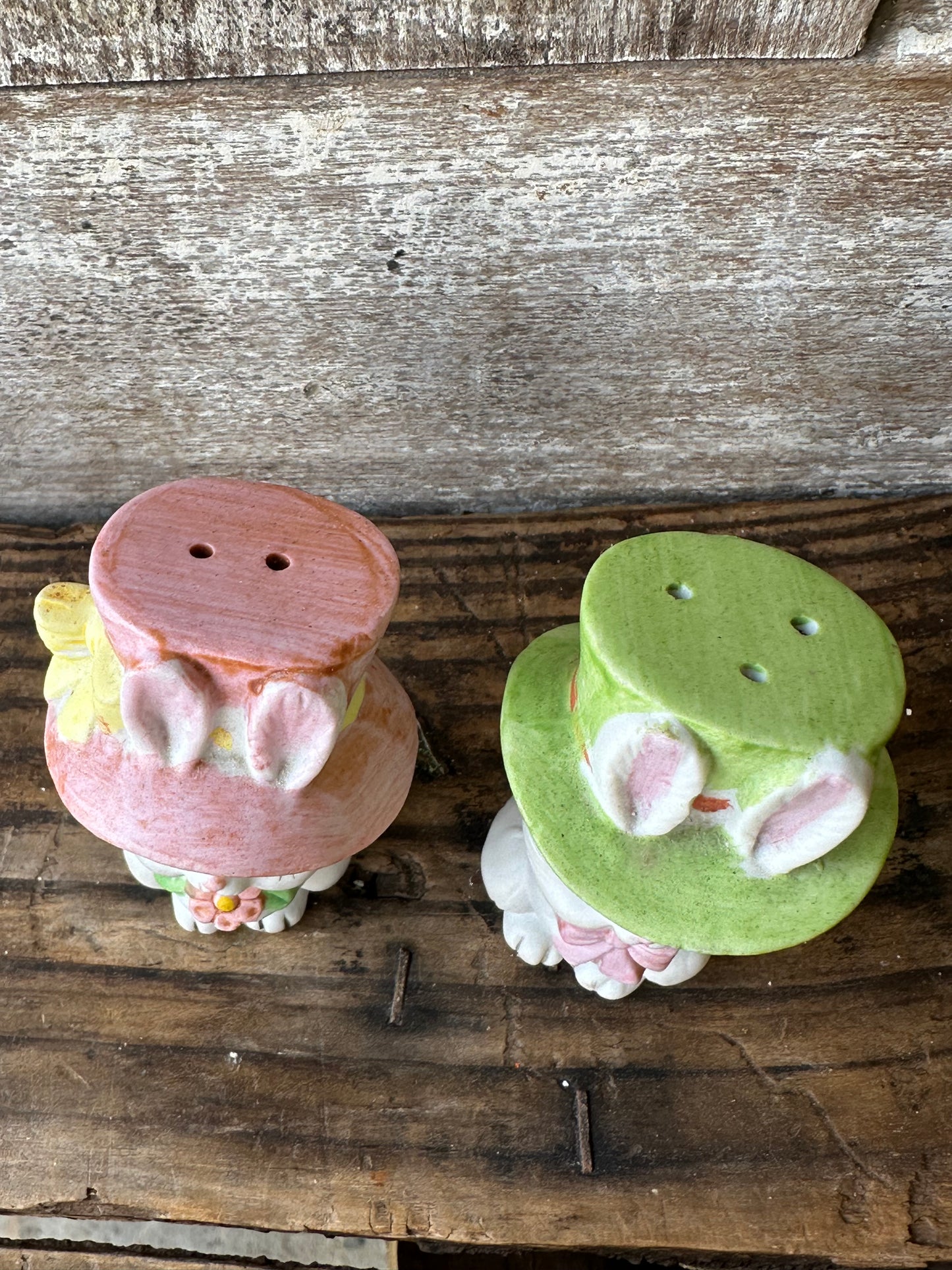 Lefton Salt & Pepper Shaker Set Bunnies