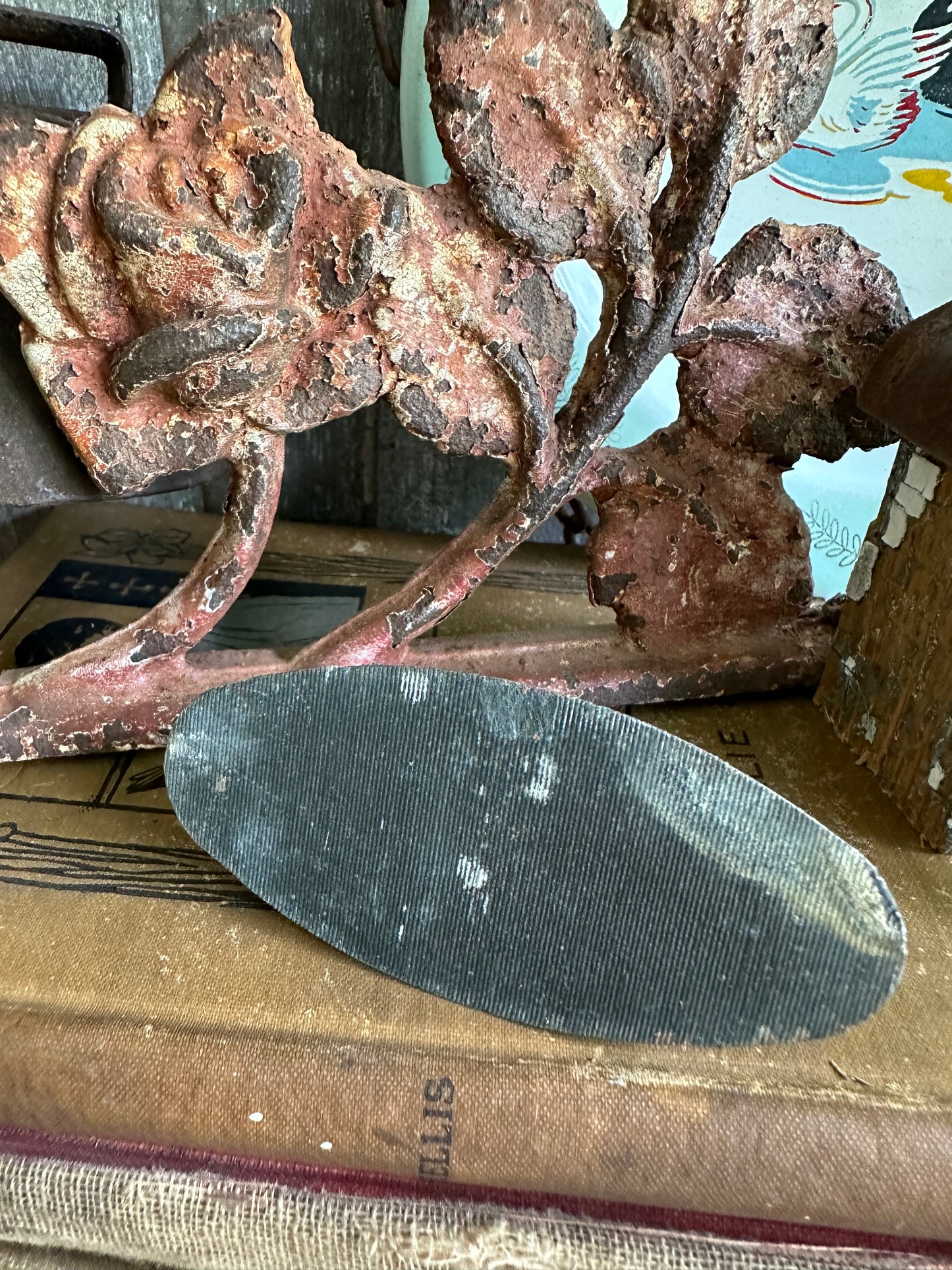 Metal Flower Frog Oval