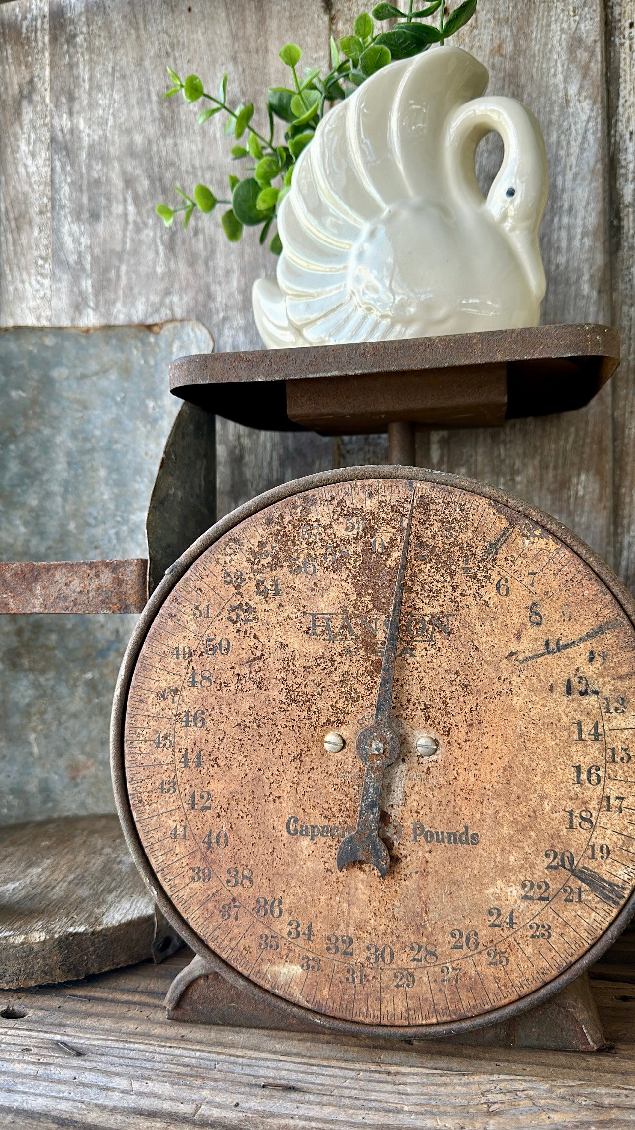 Hanson Scale Rusty Metal