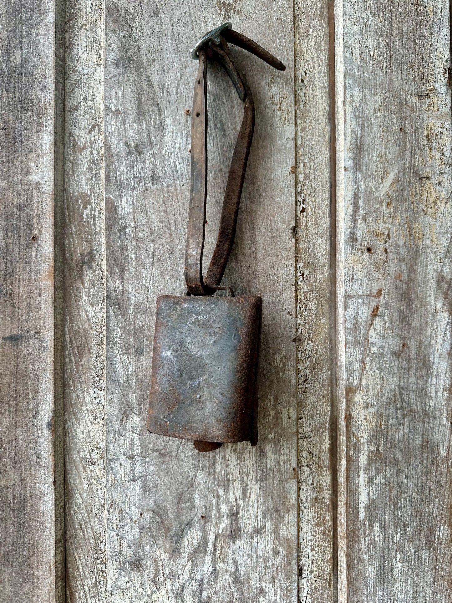 Cow Bell Rusty Metal With Clapper And Leather Strap