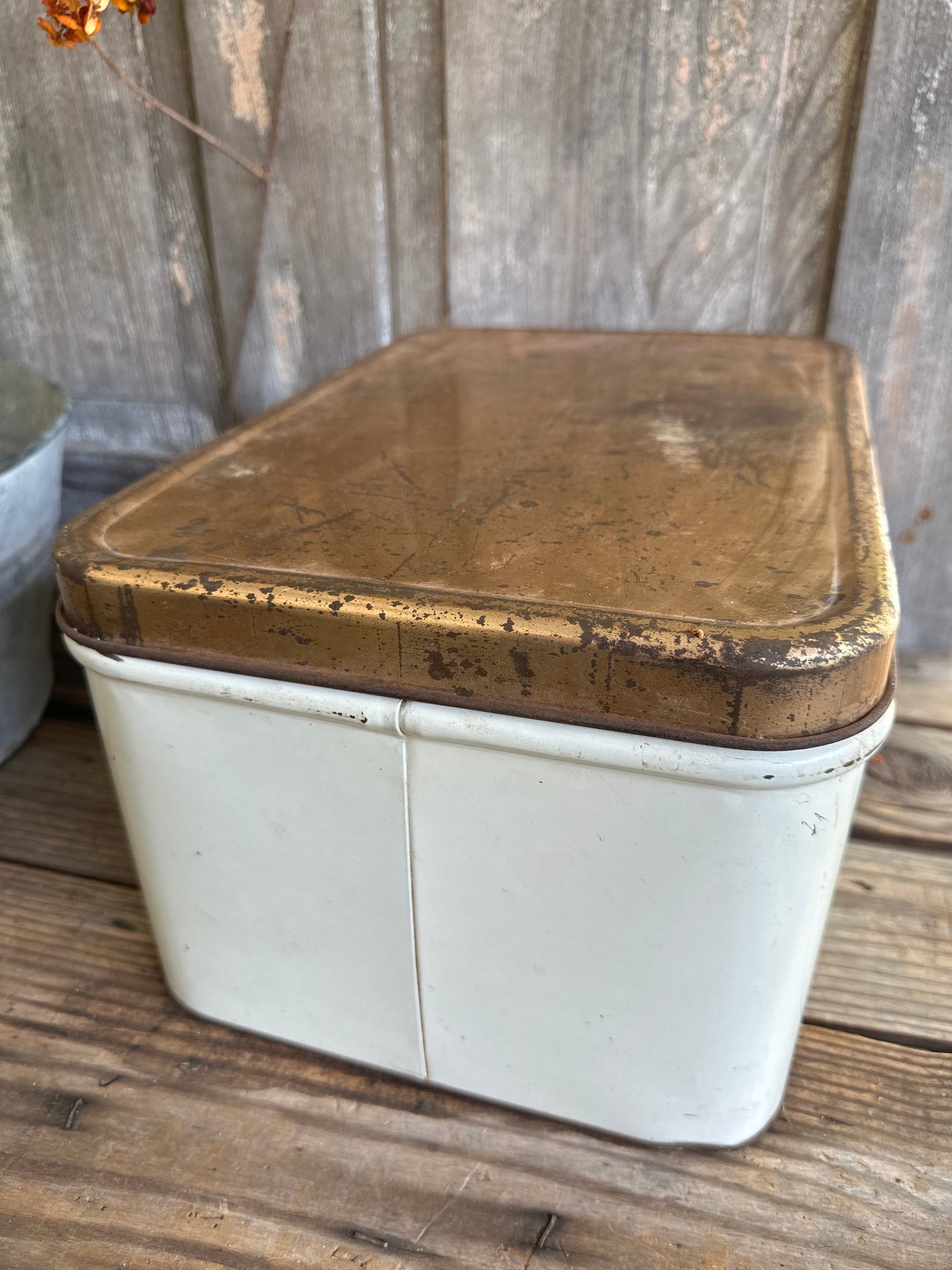 Decoware Bread Box Tin