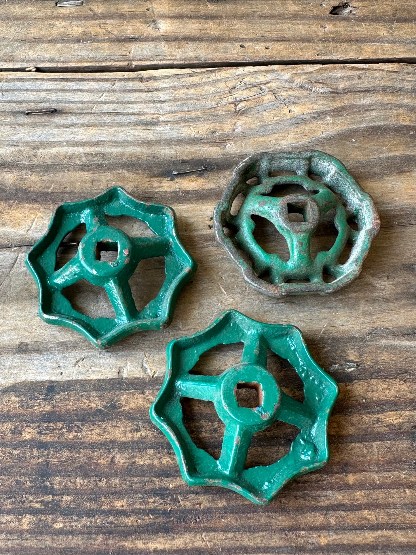Metal Valve Handles Green Set Of Three