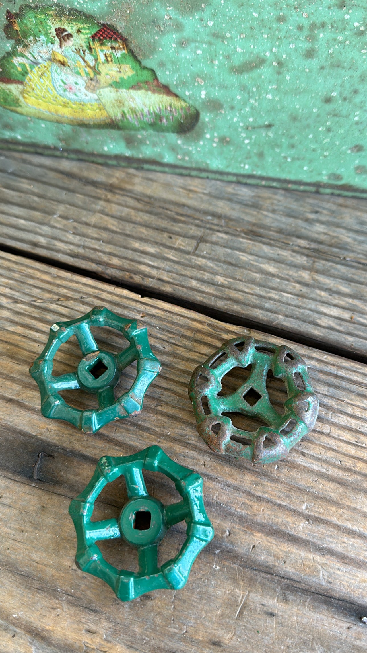 Metal Valve Handles Green Set Of Three