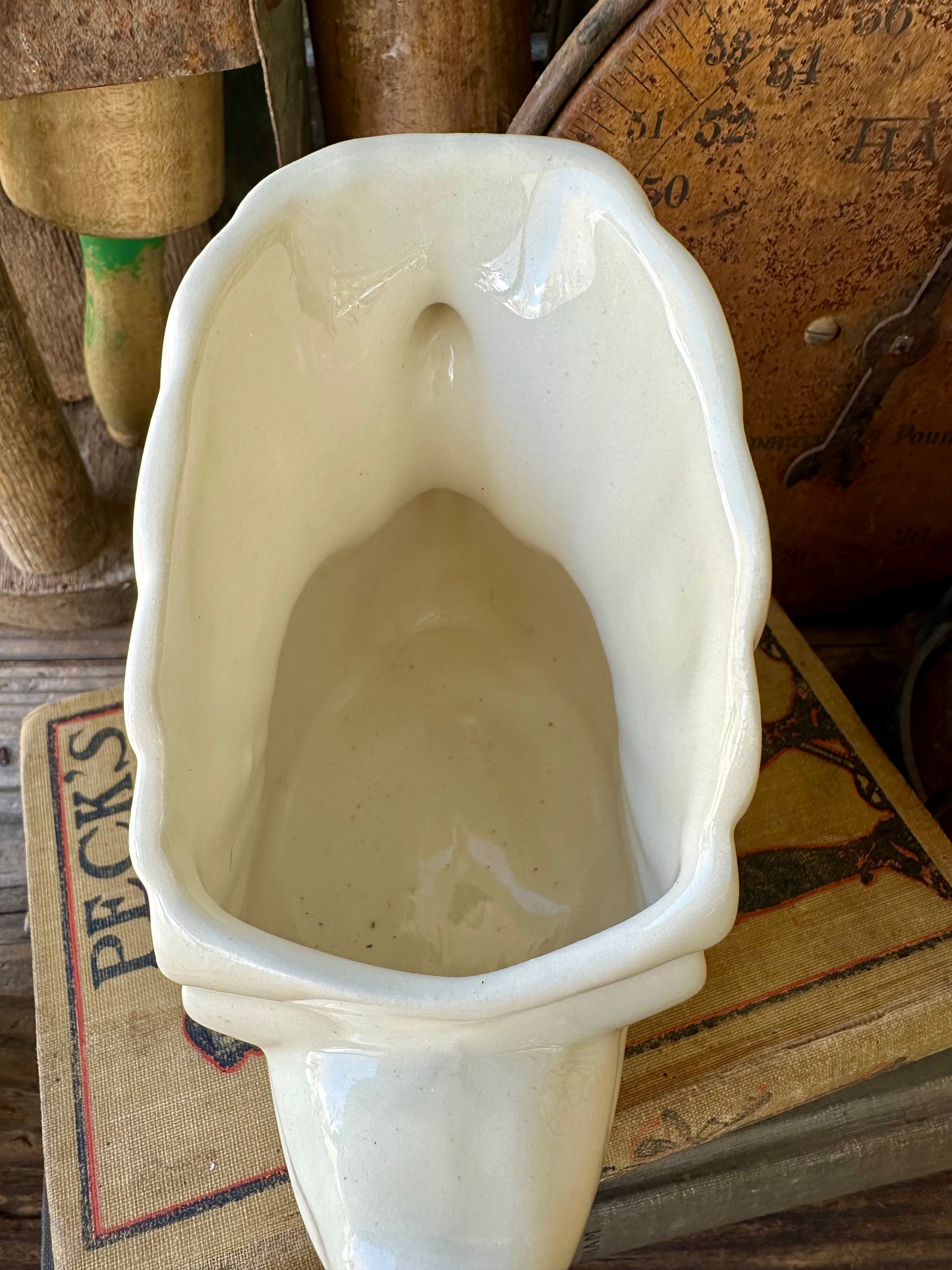 Swan Planter