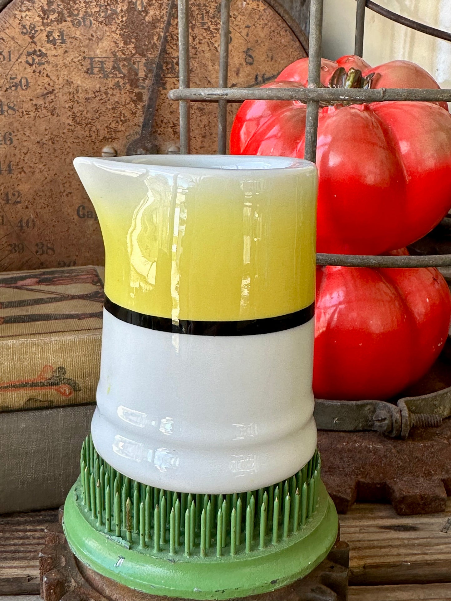 Jackson Creamer Yellow/White/Black