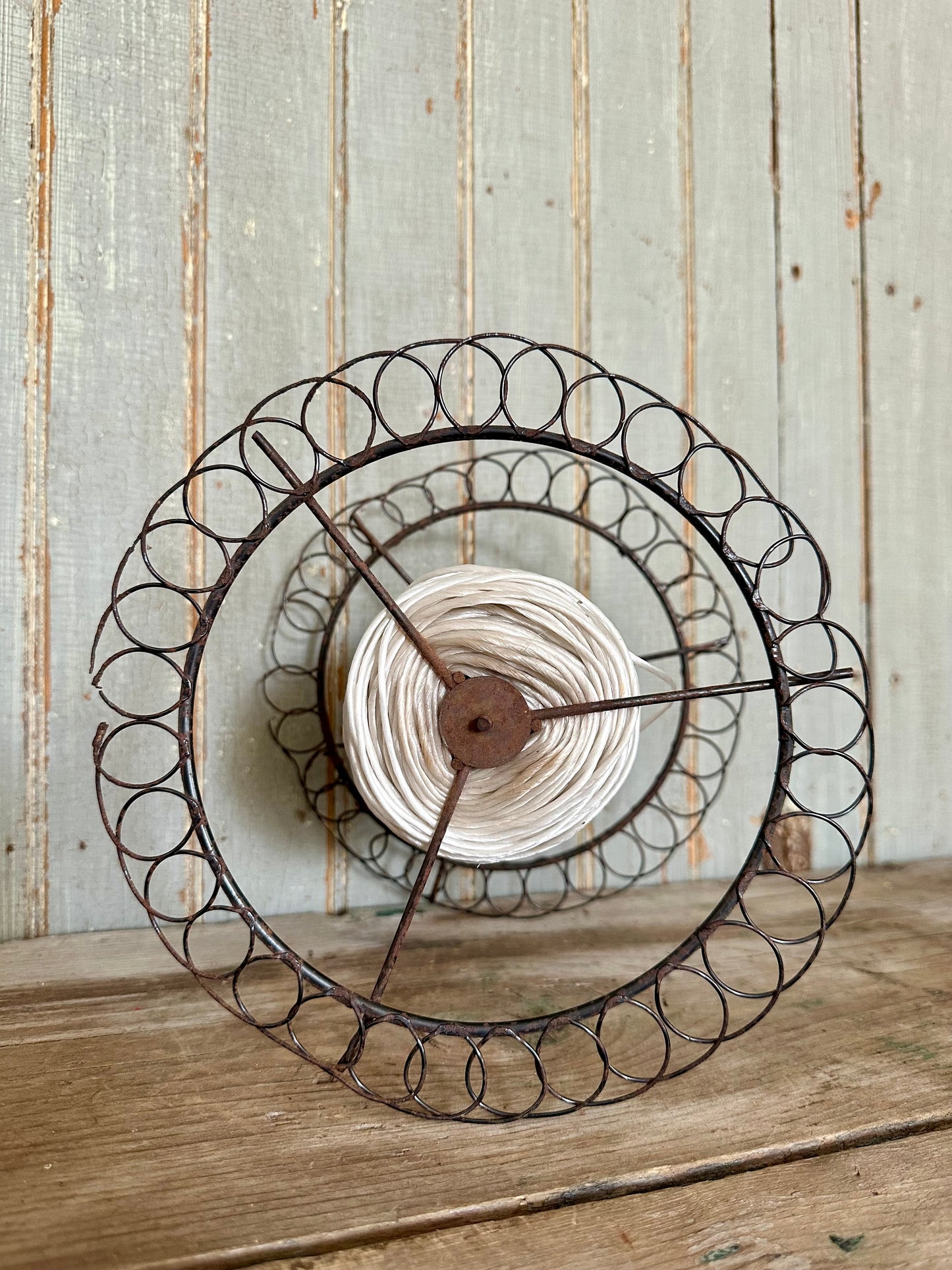 Metal Wire String/Twine Holder