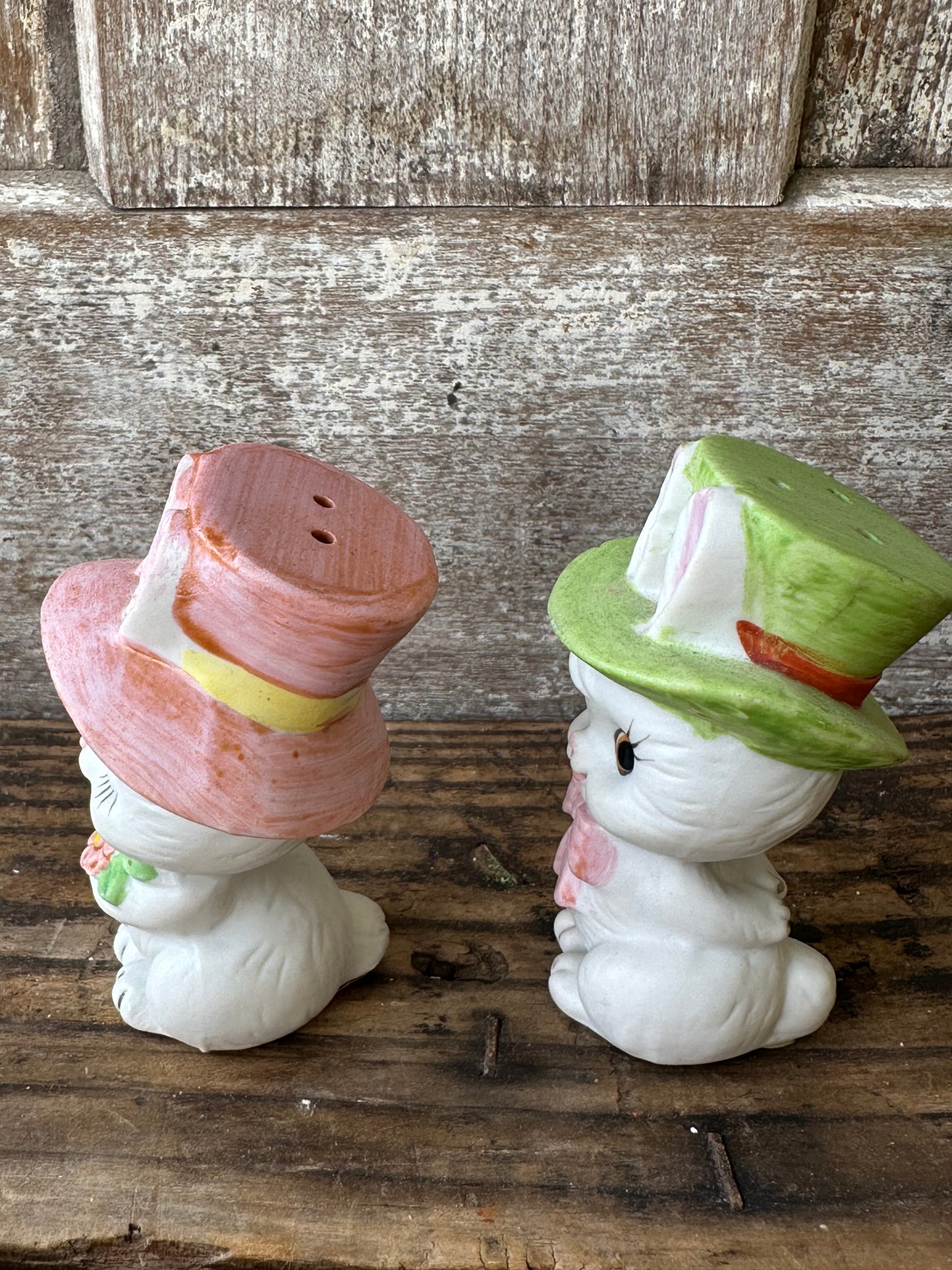 Lefton Salt & Pepper Shaker Set Bunnies