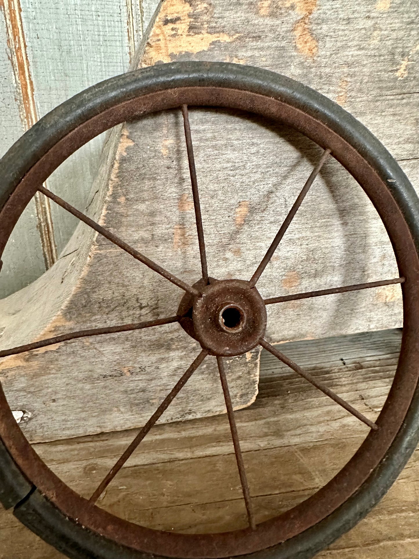 Rusty Metal Wheel 7"