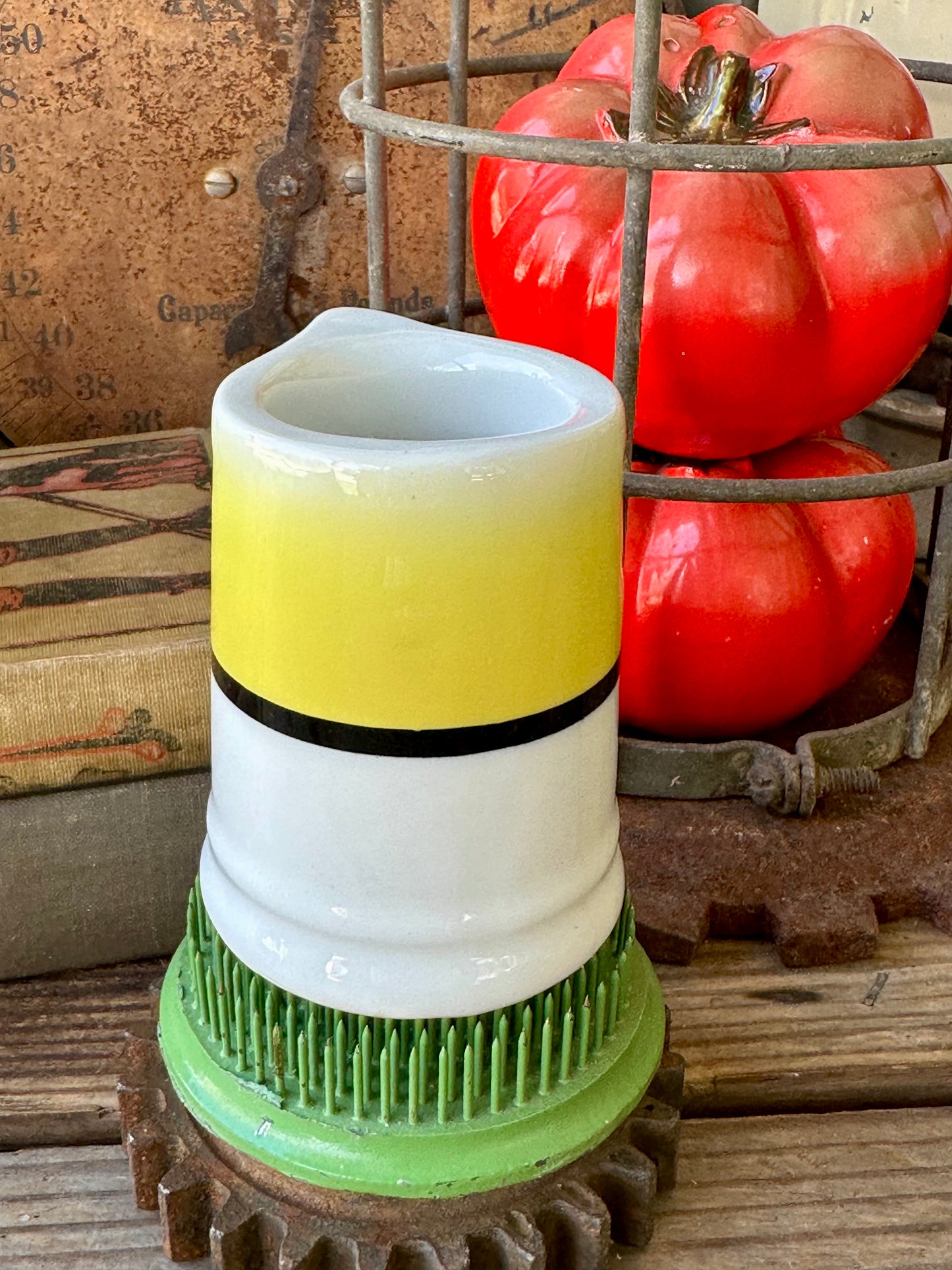 Jackson Creamer Yellow/White/Black