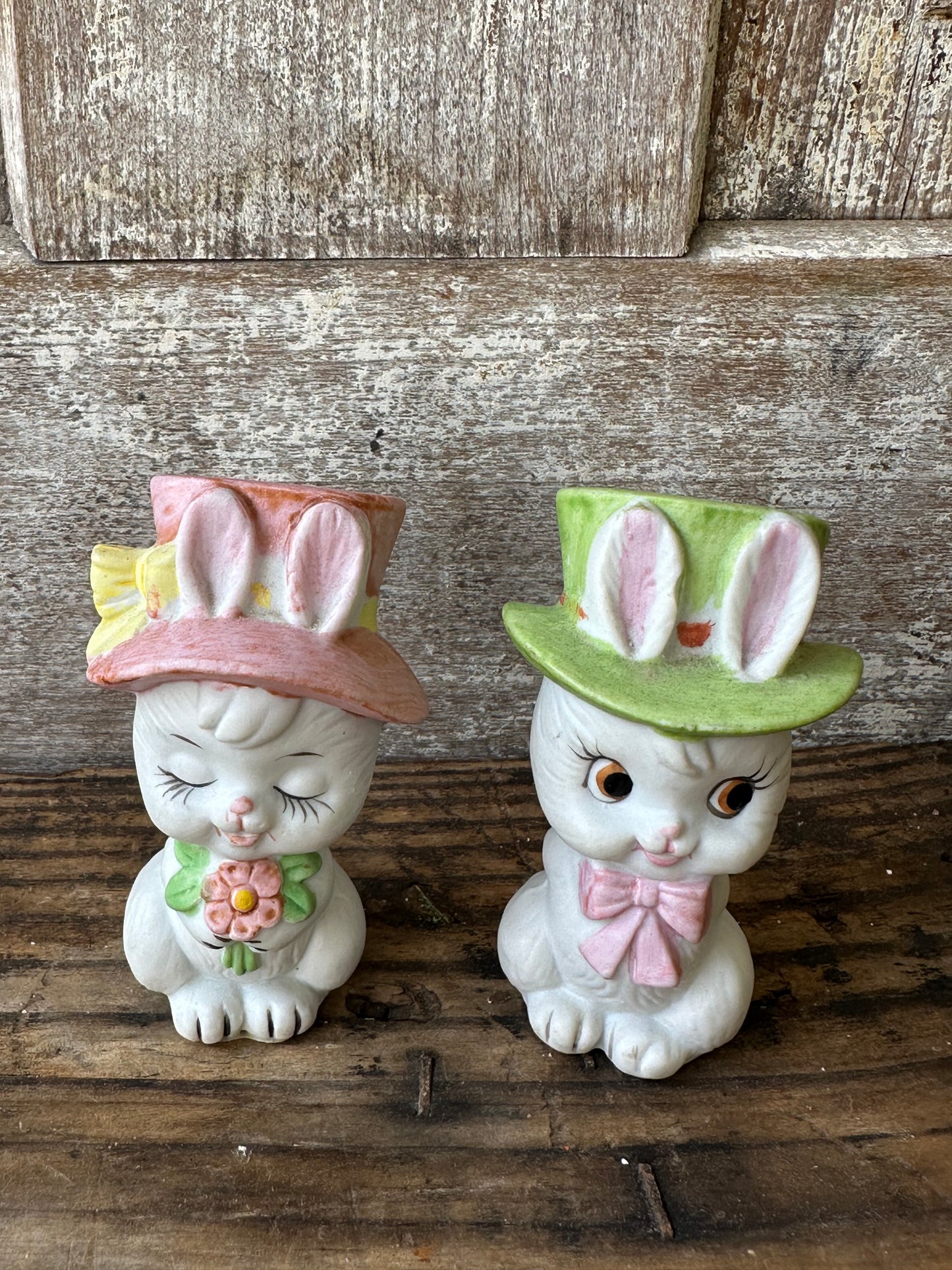 Lefton Salt & Pepper Shaker Set Bunnies
