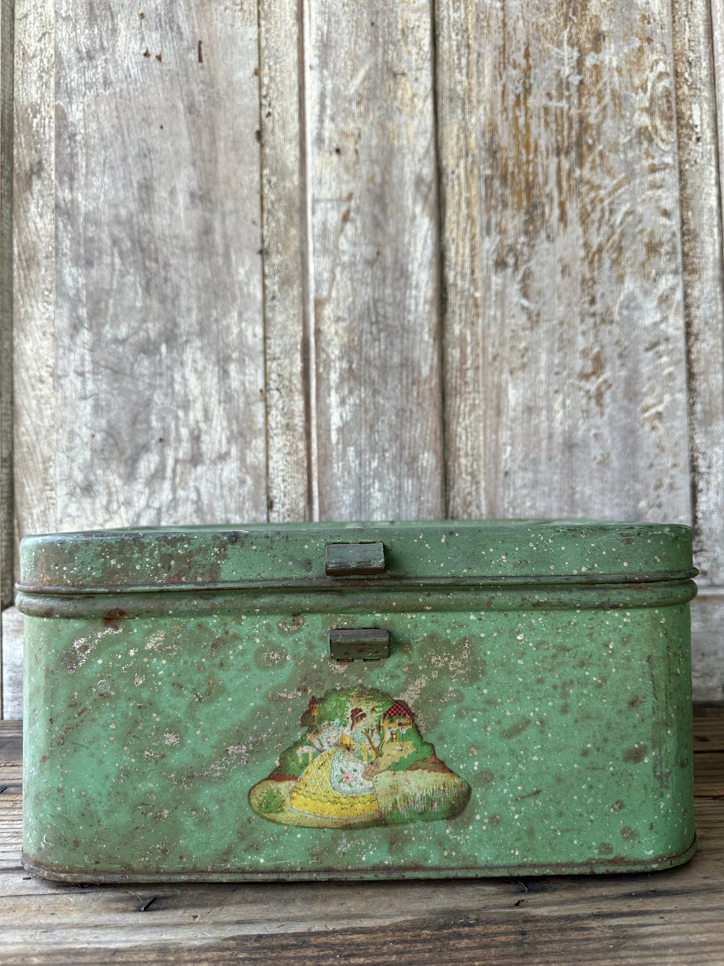 Bread Box Tin Chippy Green