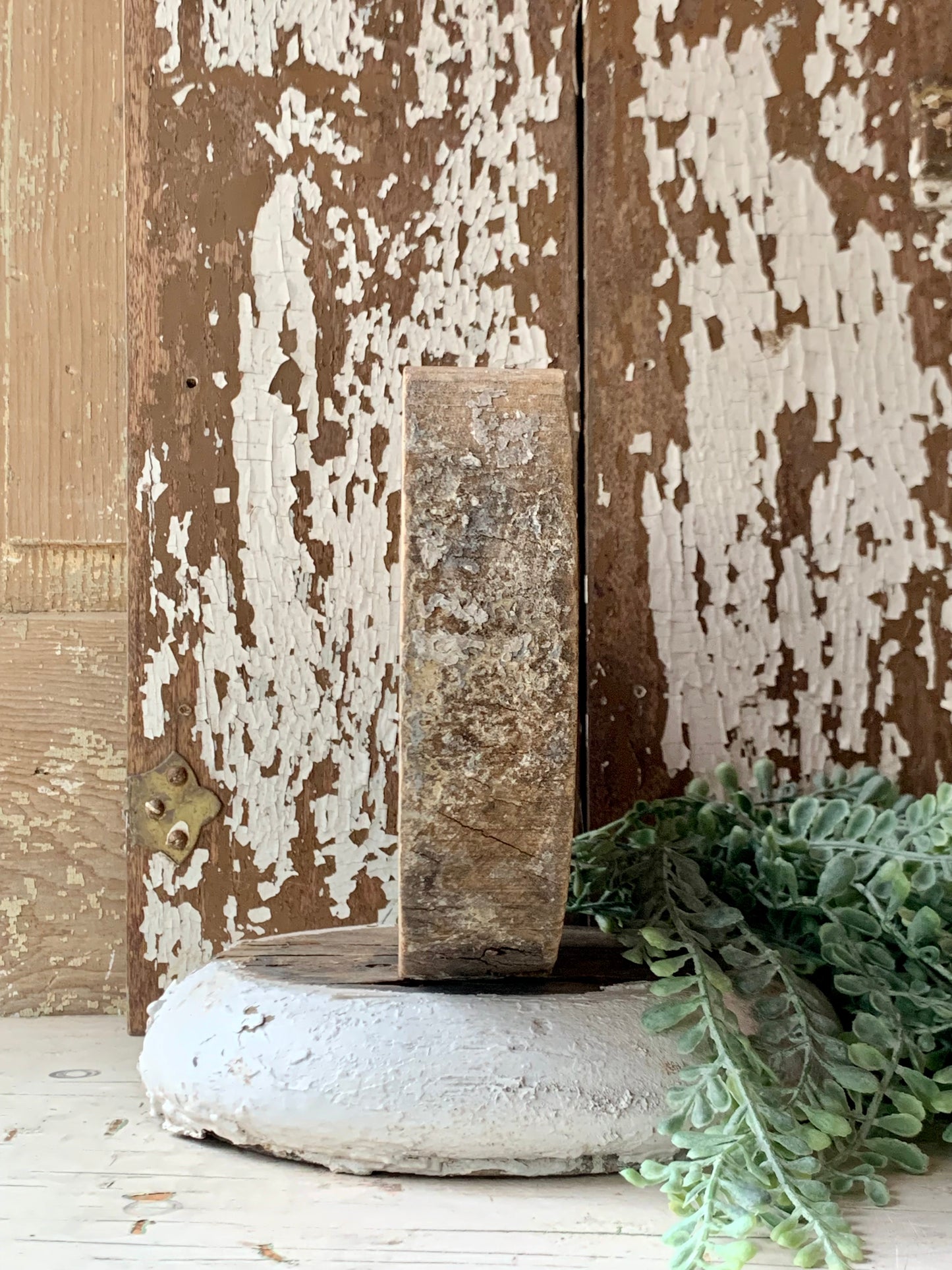 Architectural Salvage Swirl