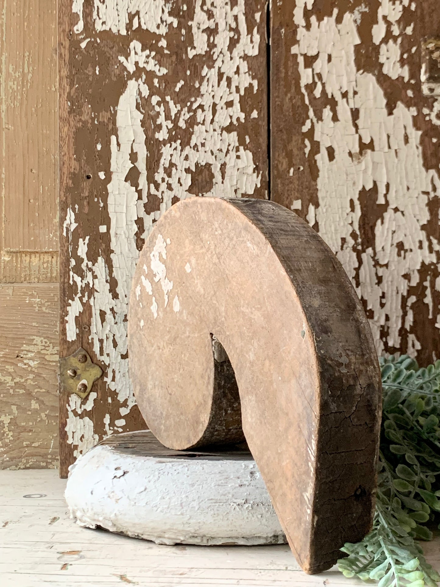 Architectural Salvage Swirl