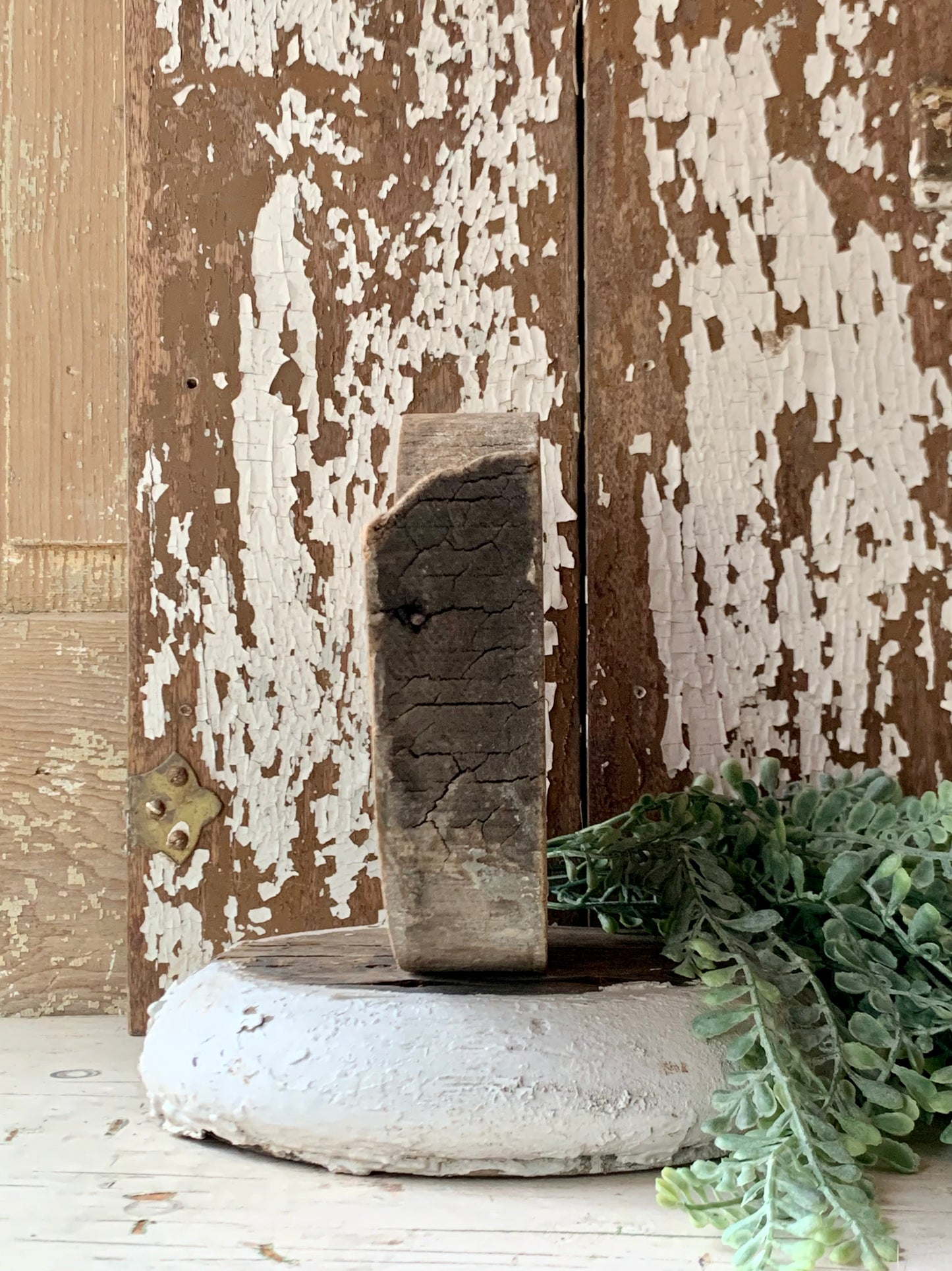 Architectural Salvage Swirl