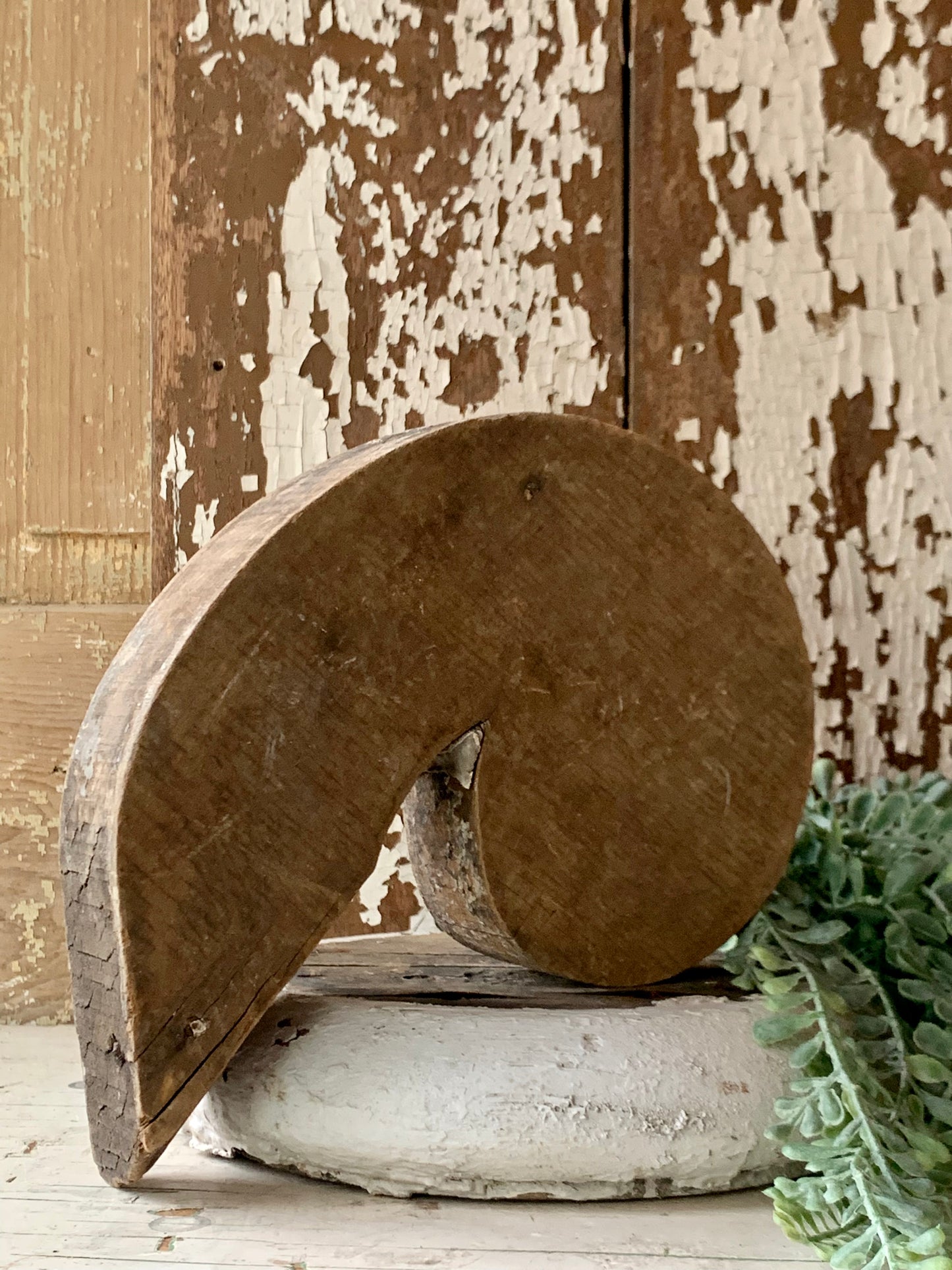 Architectural Salvage Swirl