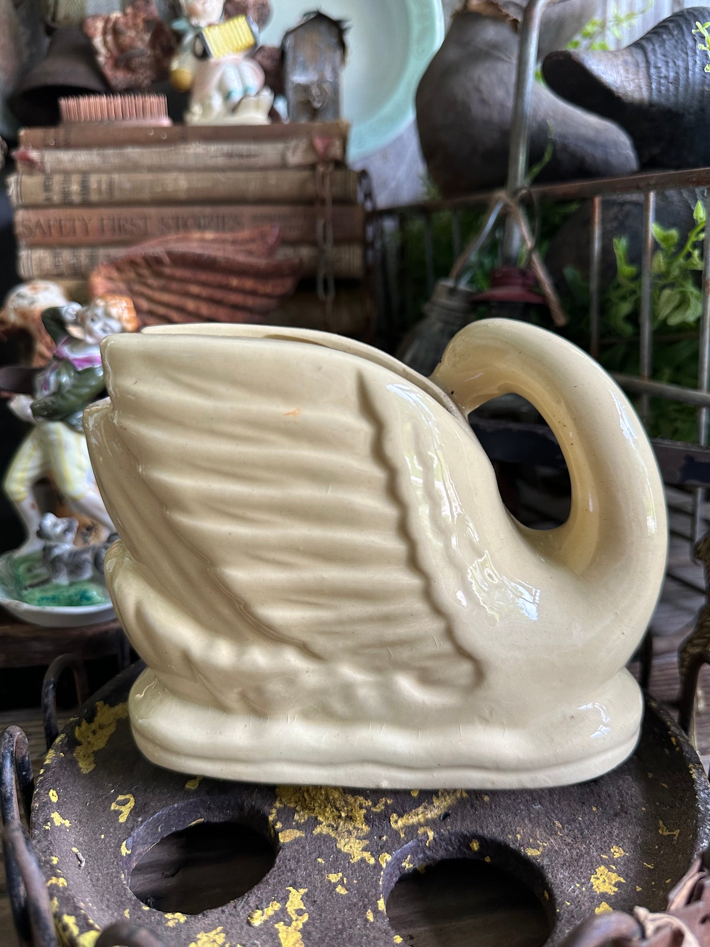 Swan Planter