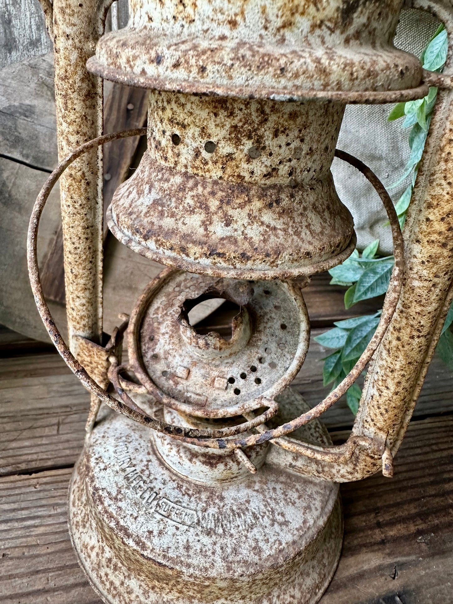 Oil Lamp Non-Working Rusty Metal Frame (No Glass)