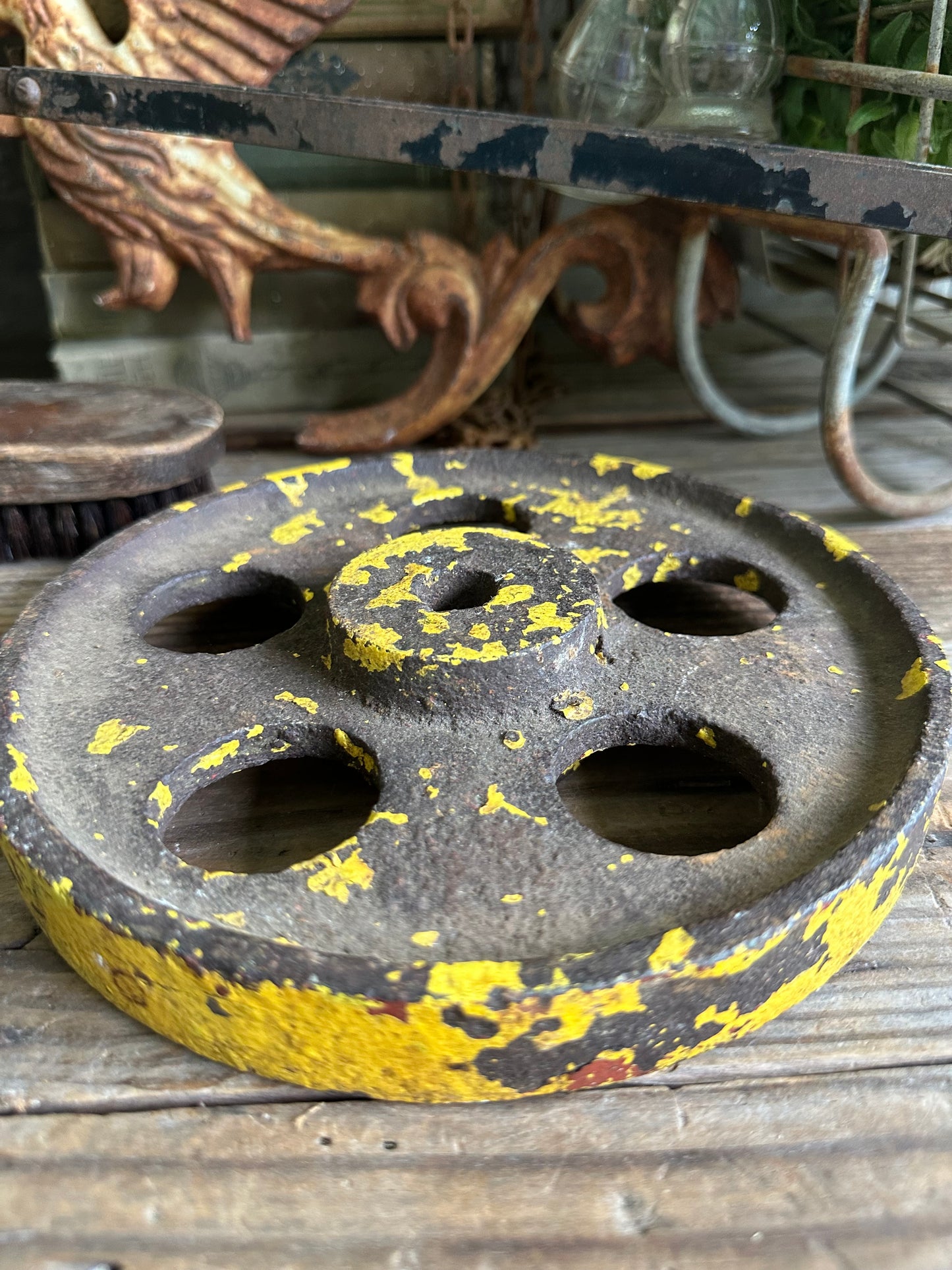 Chippy Yellow Paint Metal Gear