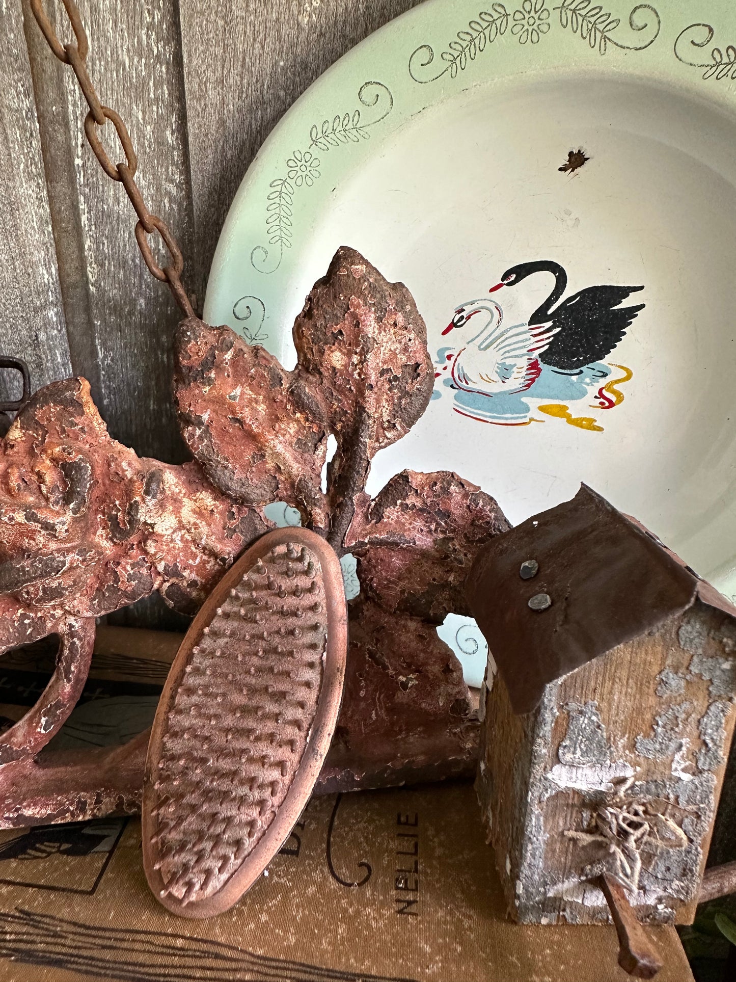Metal Flower Frog Oval