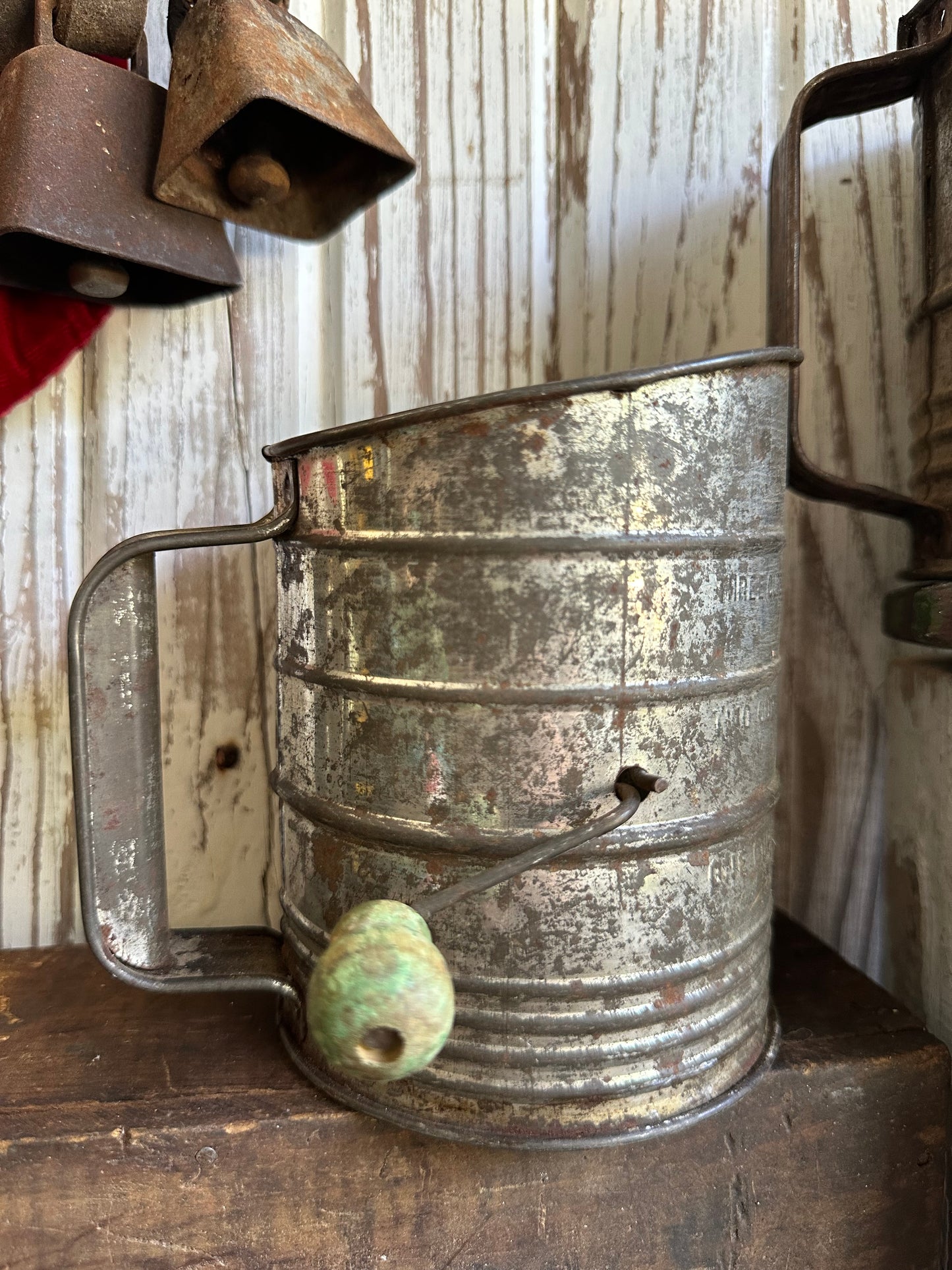 Hand Sifter With Green Handle Set Of Two