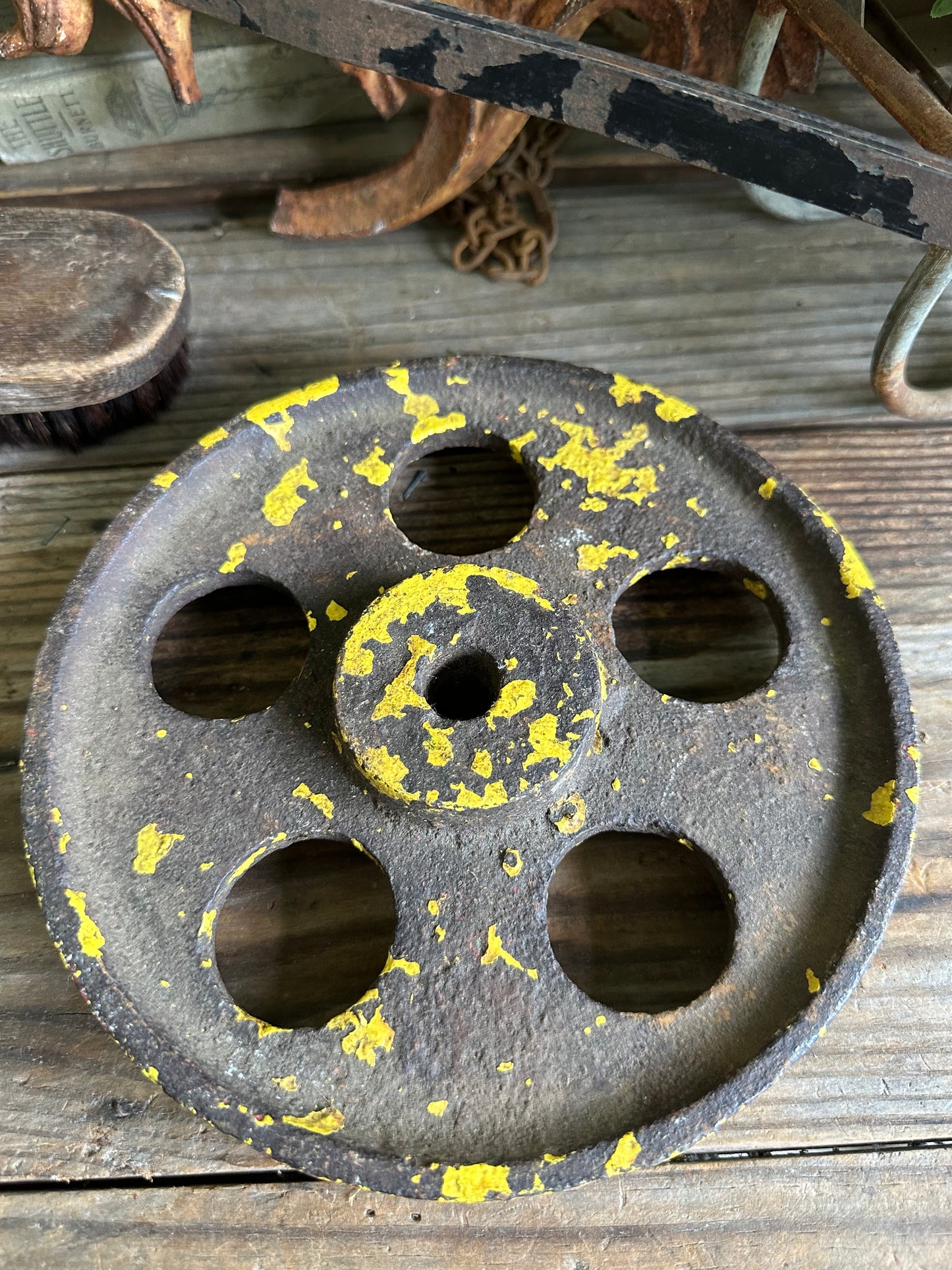 Chippy Yellow Paint Metal Gear