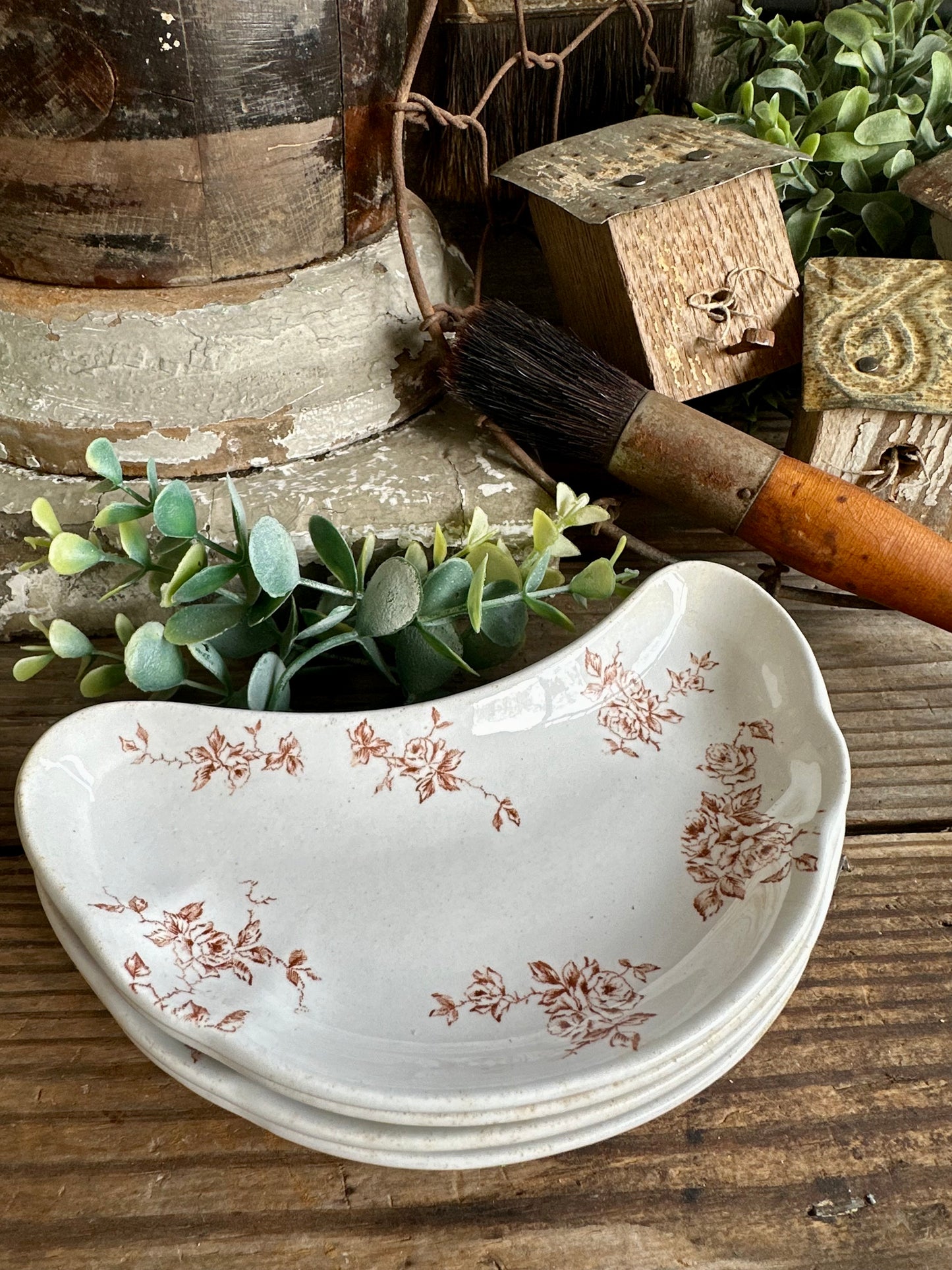 Brown Transferware Floral Pattern Bone Dishes Set Of Four