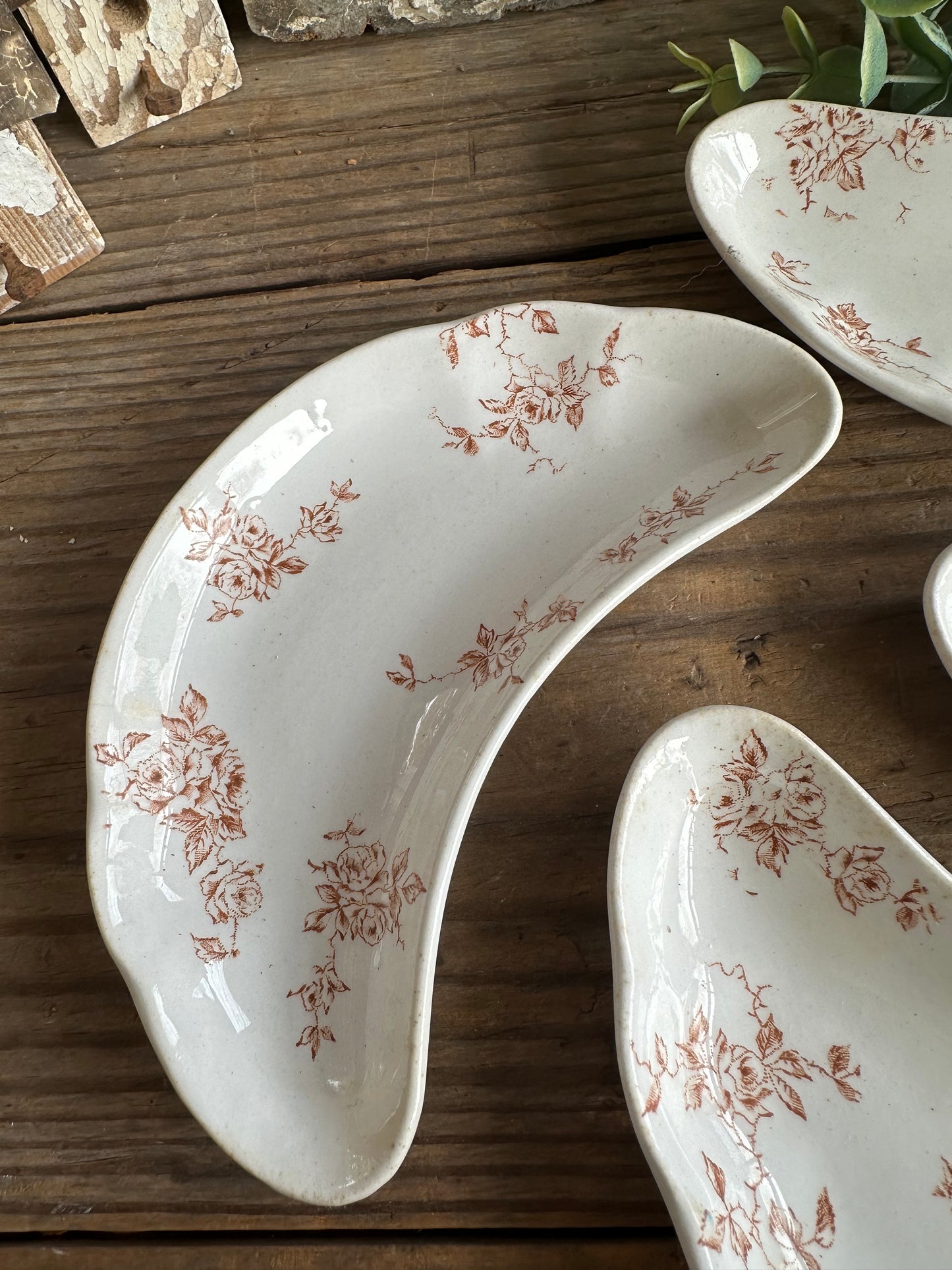Brown Transferware Floral Pattern Bone Dishes Set Of Four