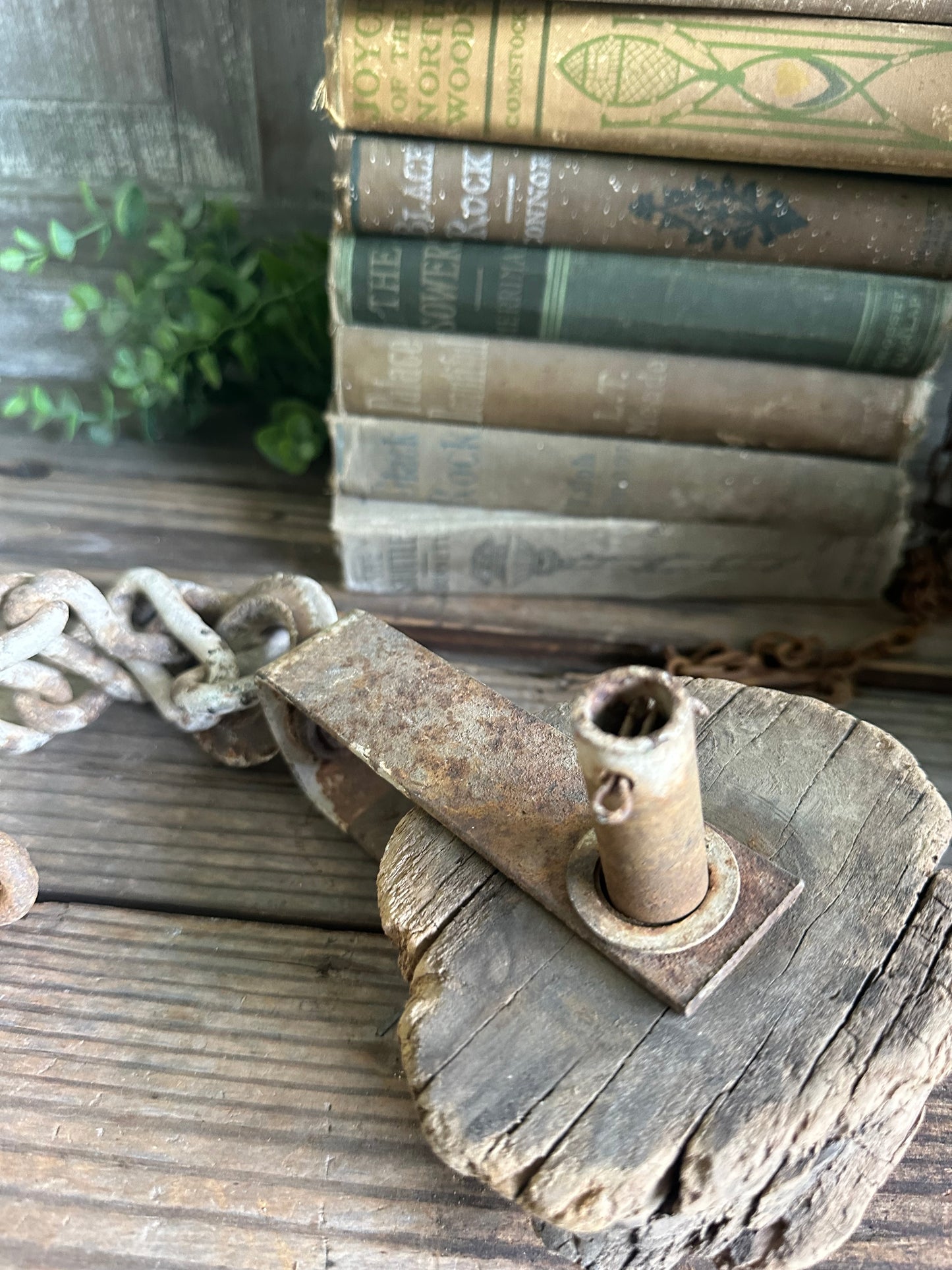 Wood Pulley With Chain