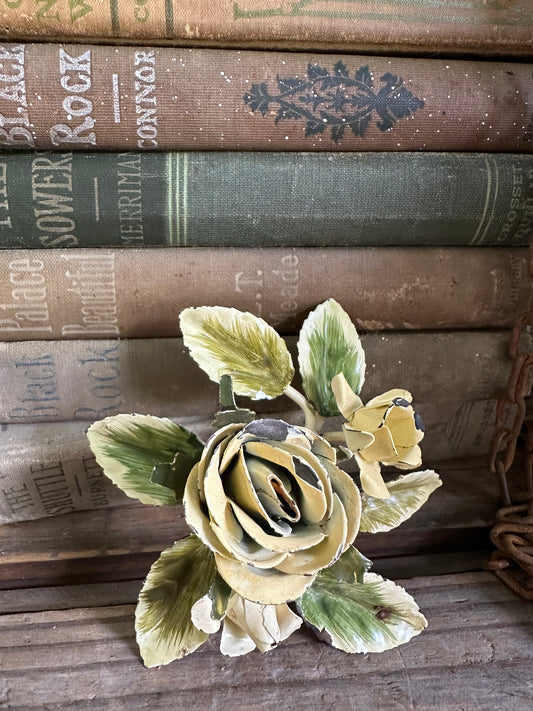 Chippy Toile Metal Floral Napkin Ring