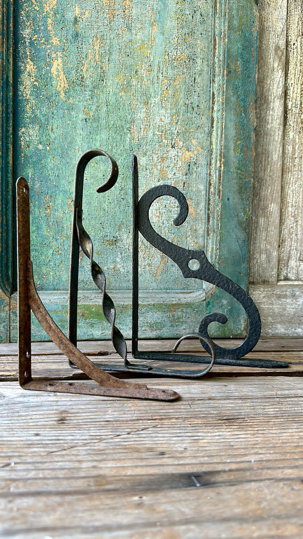 Plant Hanger/Hooks/Bracket Metal Set Of 3