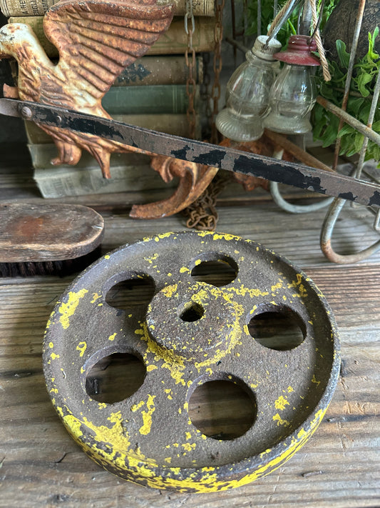 Chippy Yellow Paint Metal Gear