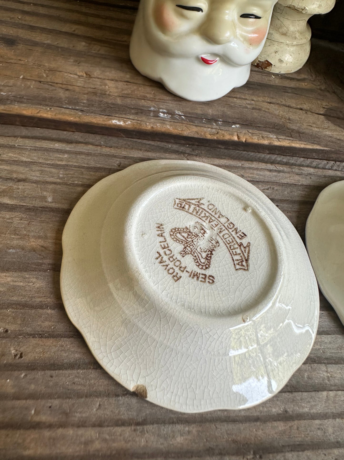 Butter Pats Set Of Two Royal Semi-Porcelain Alfred Meakin England