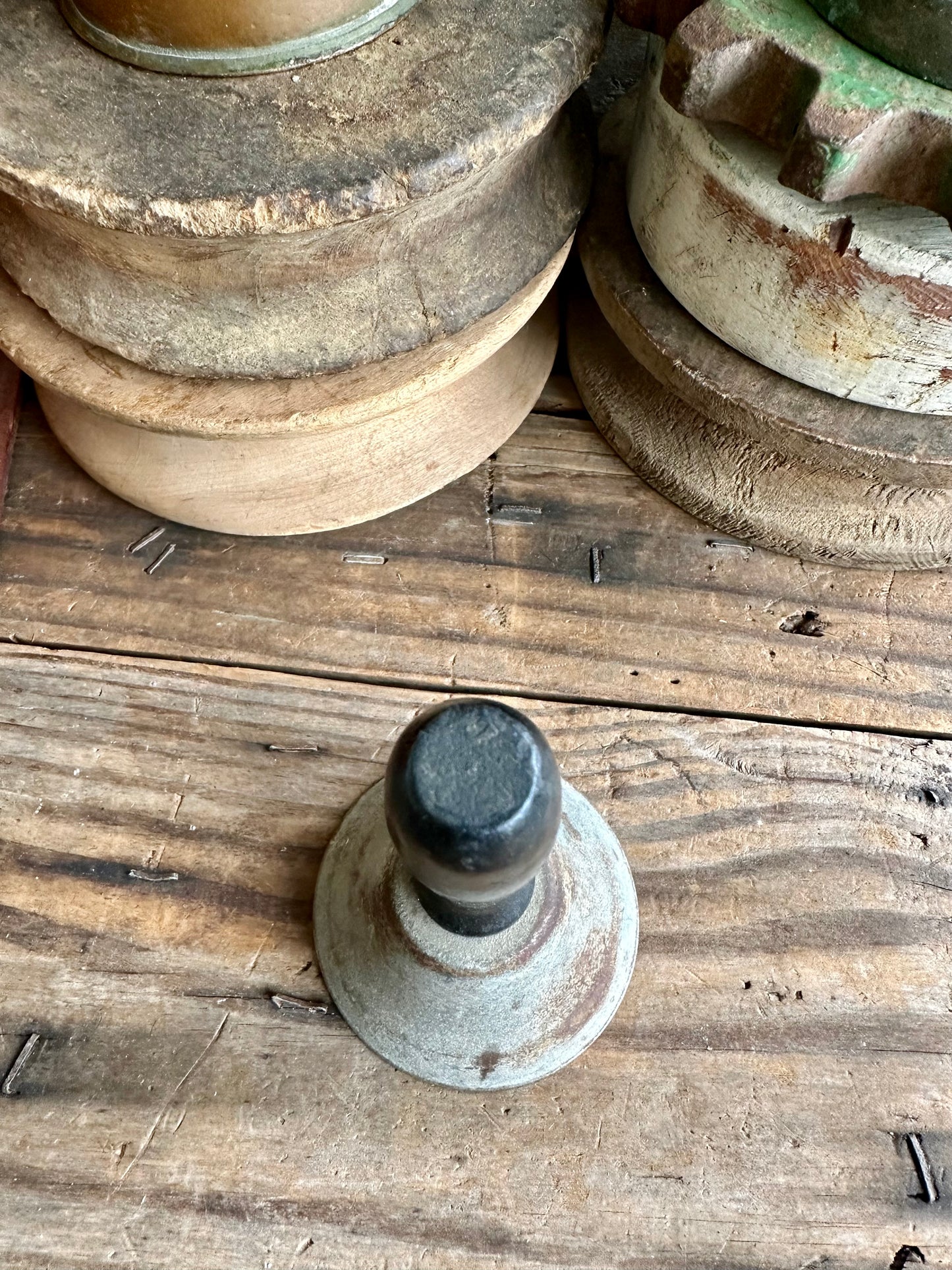 Metal Bell With Wood Handle 4 1/4"