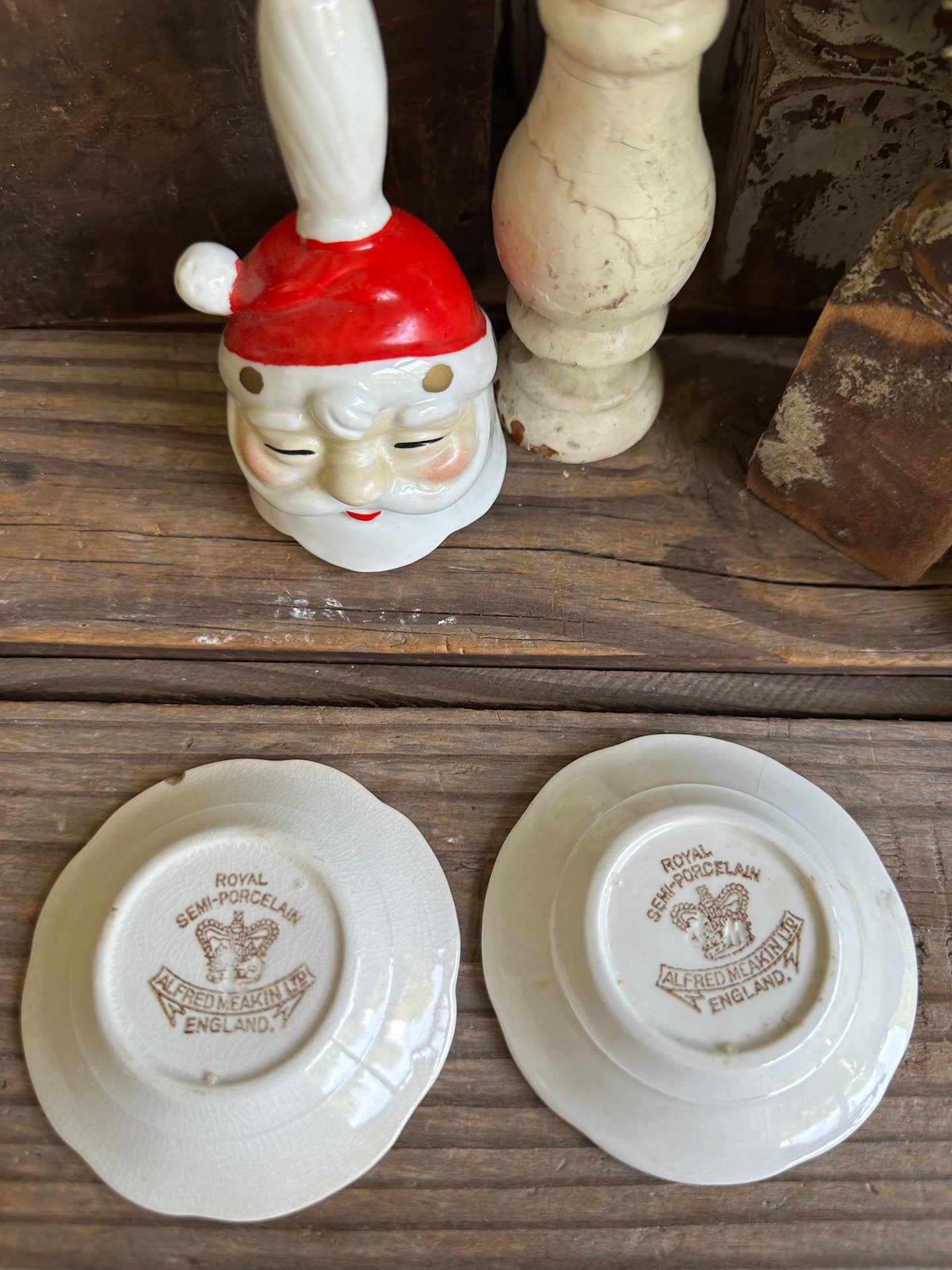 Butter Pats Set Of Two Royal Semi-Porcelain Alfred Meakin England