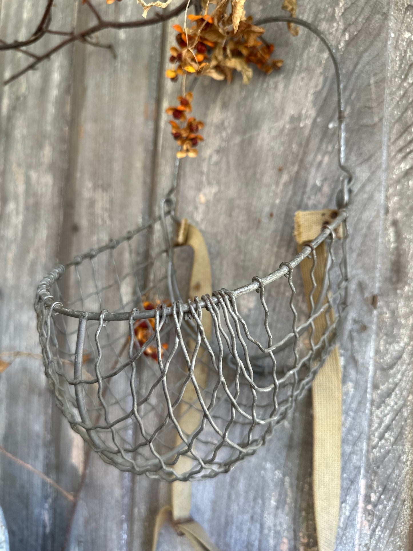 Metal Wire Muzzle With Strap