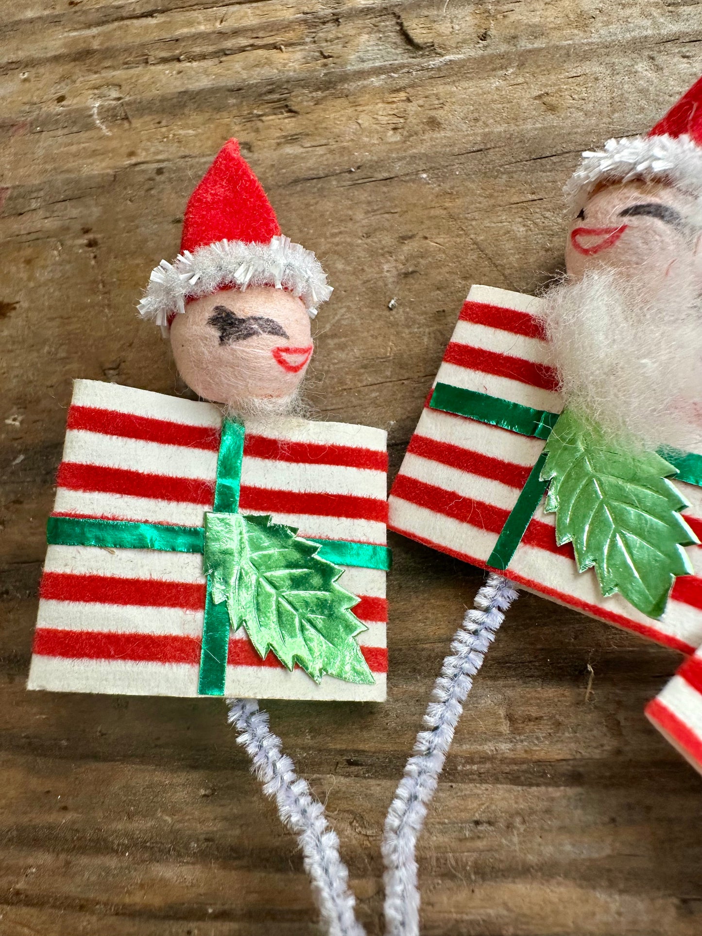 Santa Spun Cotton/Chenille Pipe Cleaner Pick Set of Three