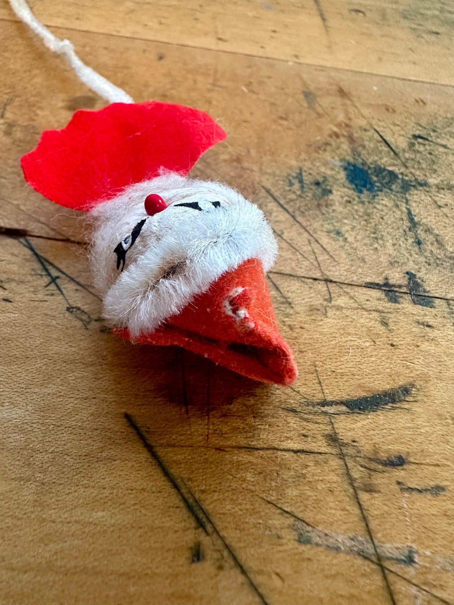 Santa Claus Spun Cotton/Chenille Pipe Cleaner Pick